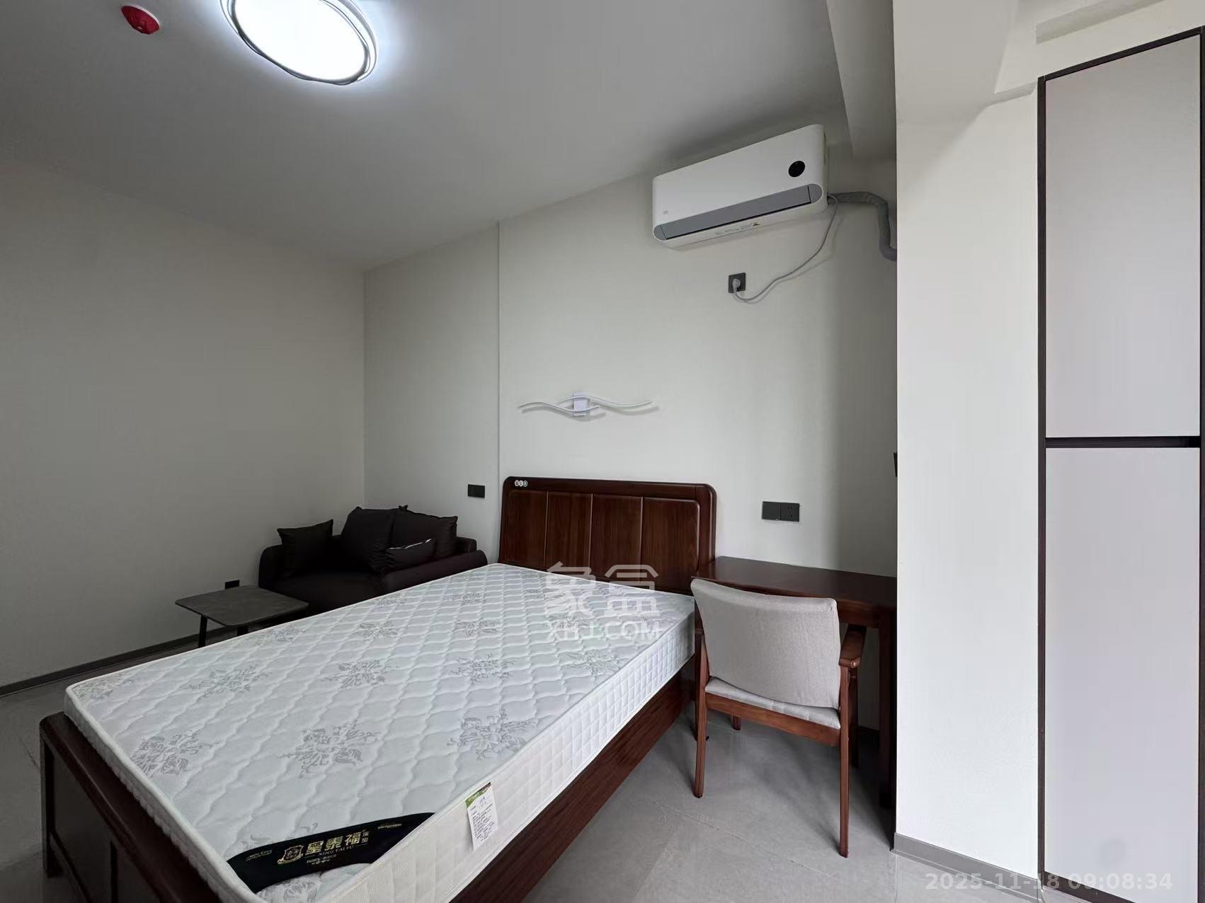 嘉雨兴园  1室1厅1卫    2000.0元/月室内图