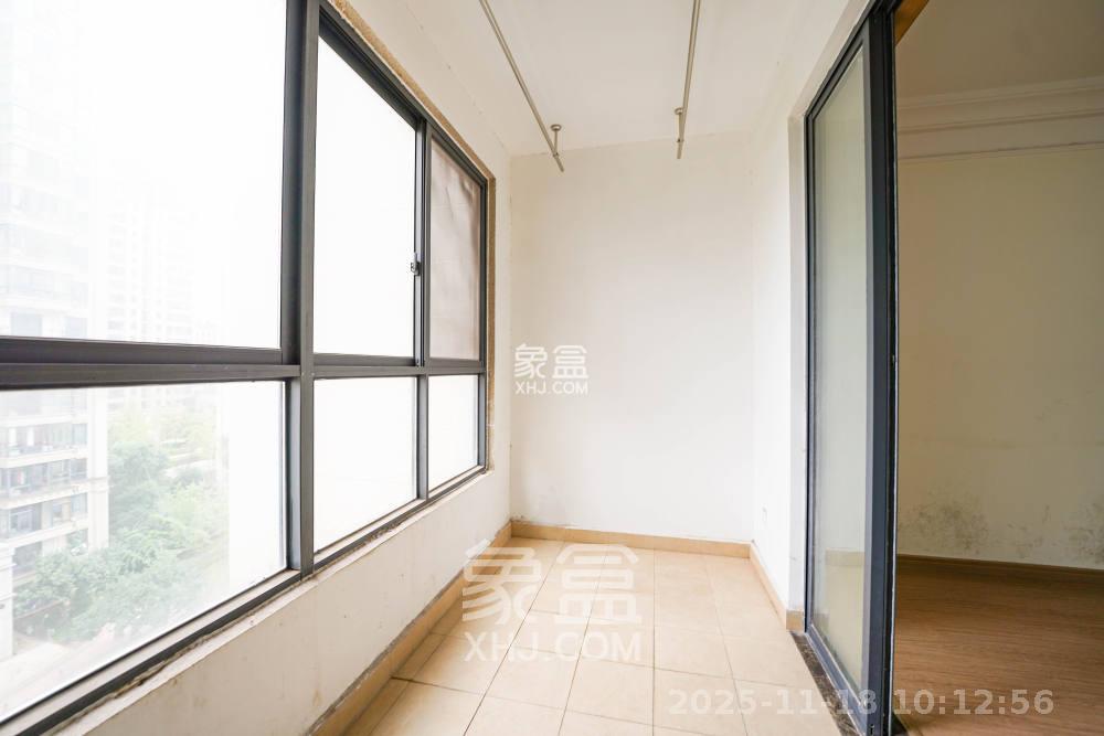 五矿万境蓝山  4室2厅2卫    2800.0元/月室内图