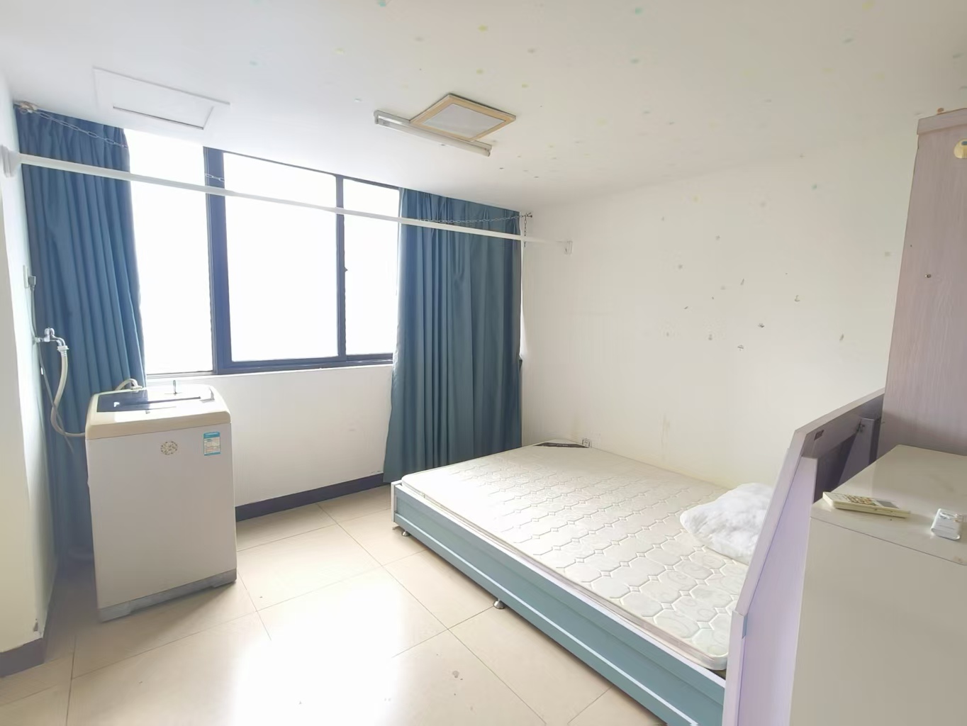 帝国大厦  1室1厅1卫    1500.0元/月户型图