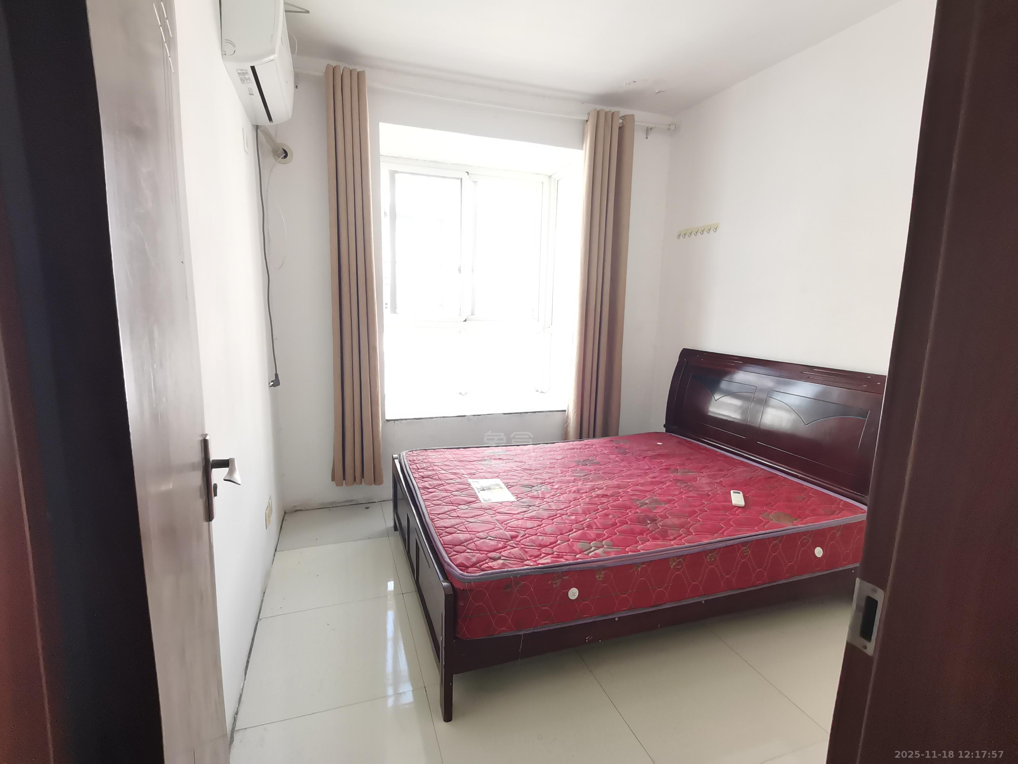 铁路小区  2室2厅1卫    900.0元/月室内图