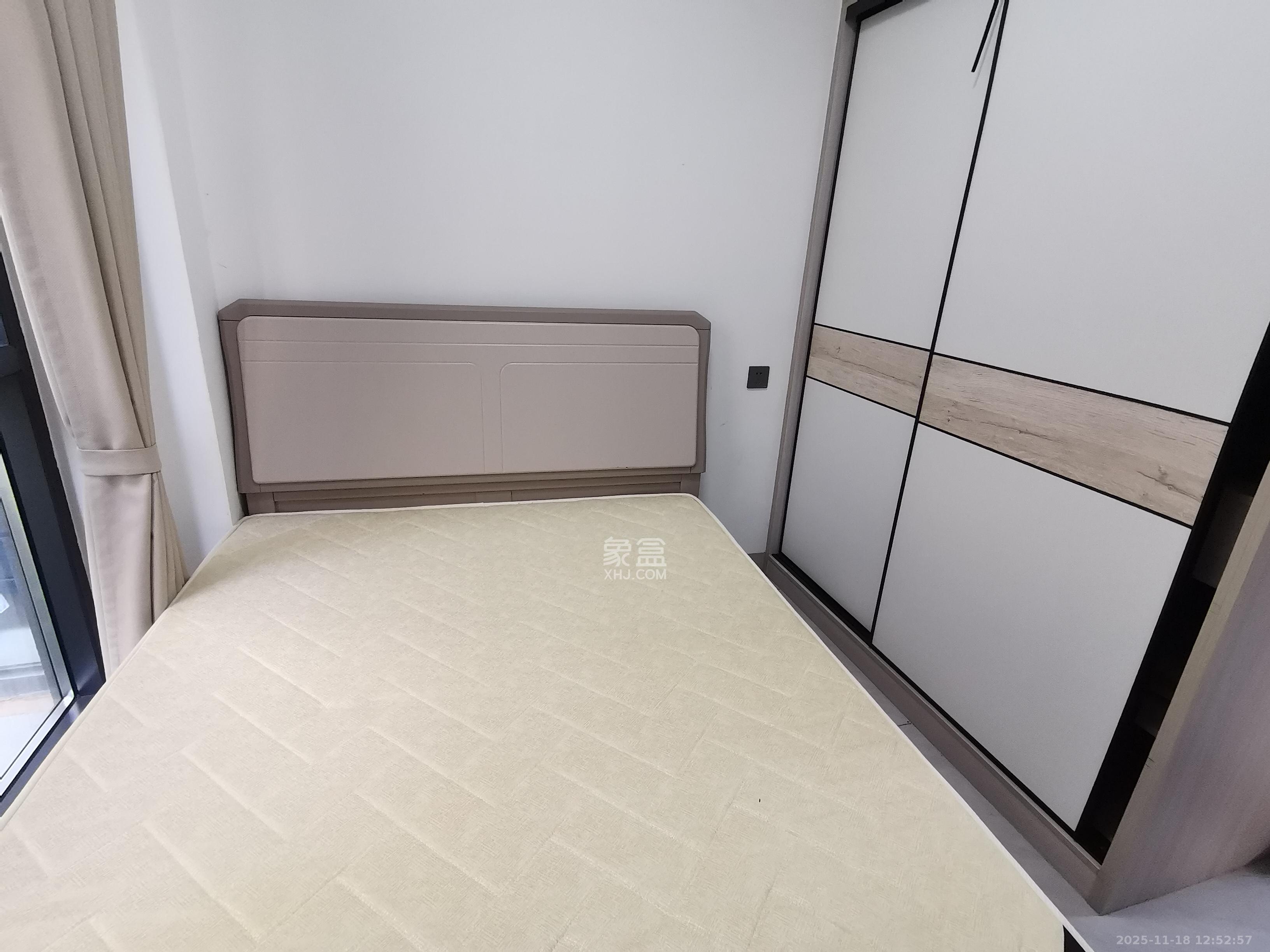 明发阅江悦府  3室2厅1卫    2200.0元/月室内图