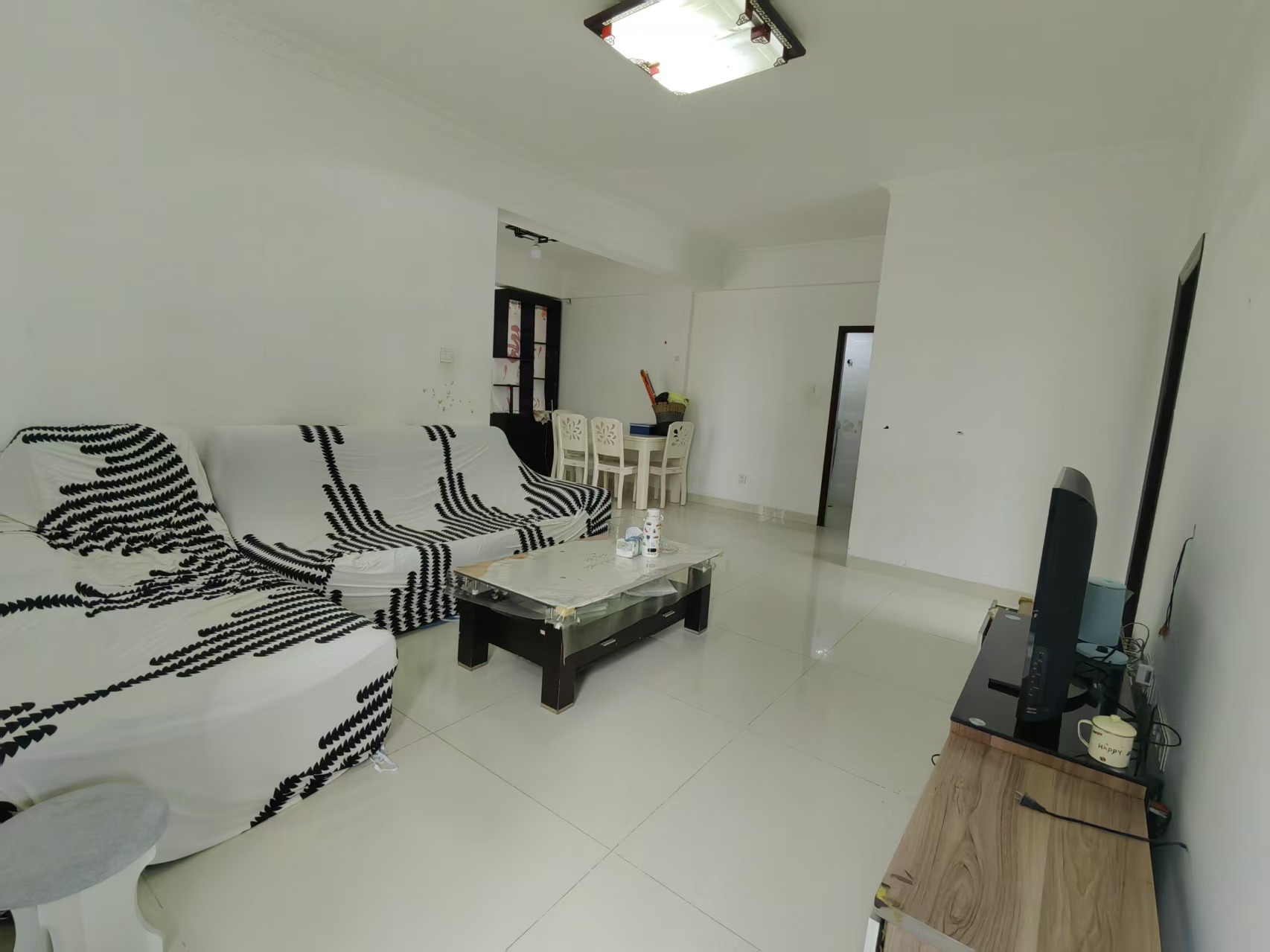 万花坊 2室2厅1卫 2300.0元/月 万花坊 2室2厅1卫 2300.0元/月室内图