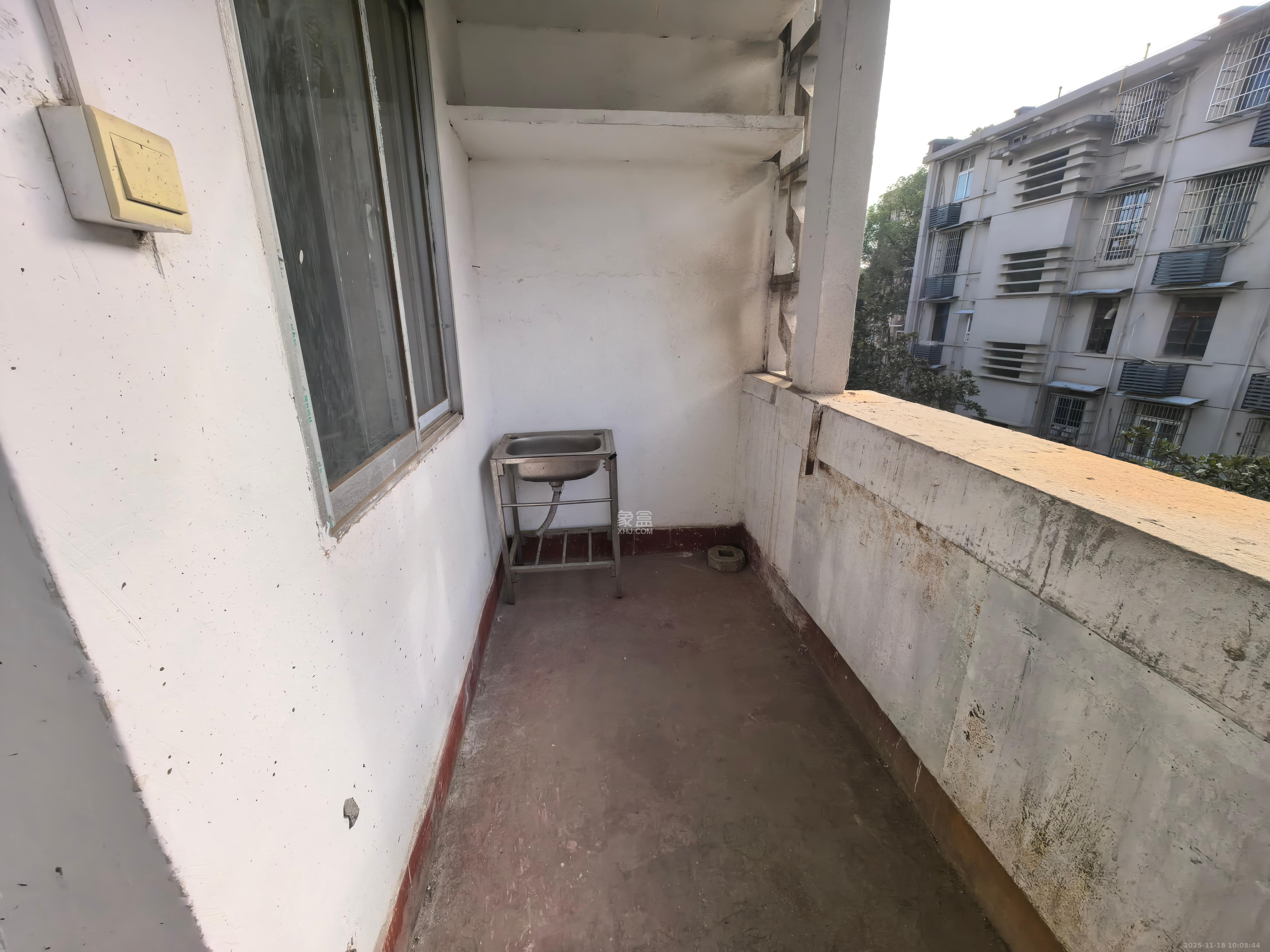 金科园  2室1厅1卫    1300.0元/月室内图