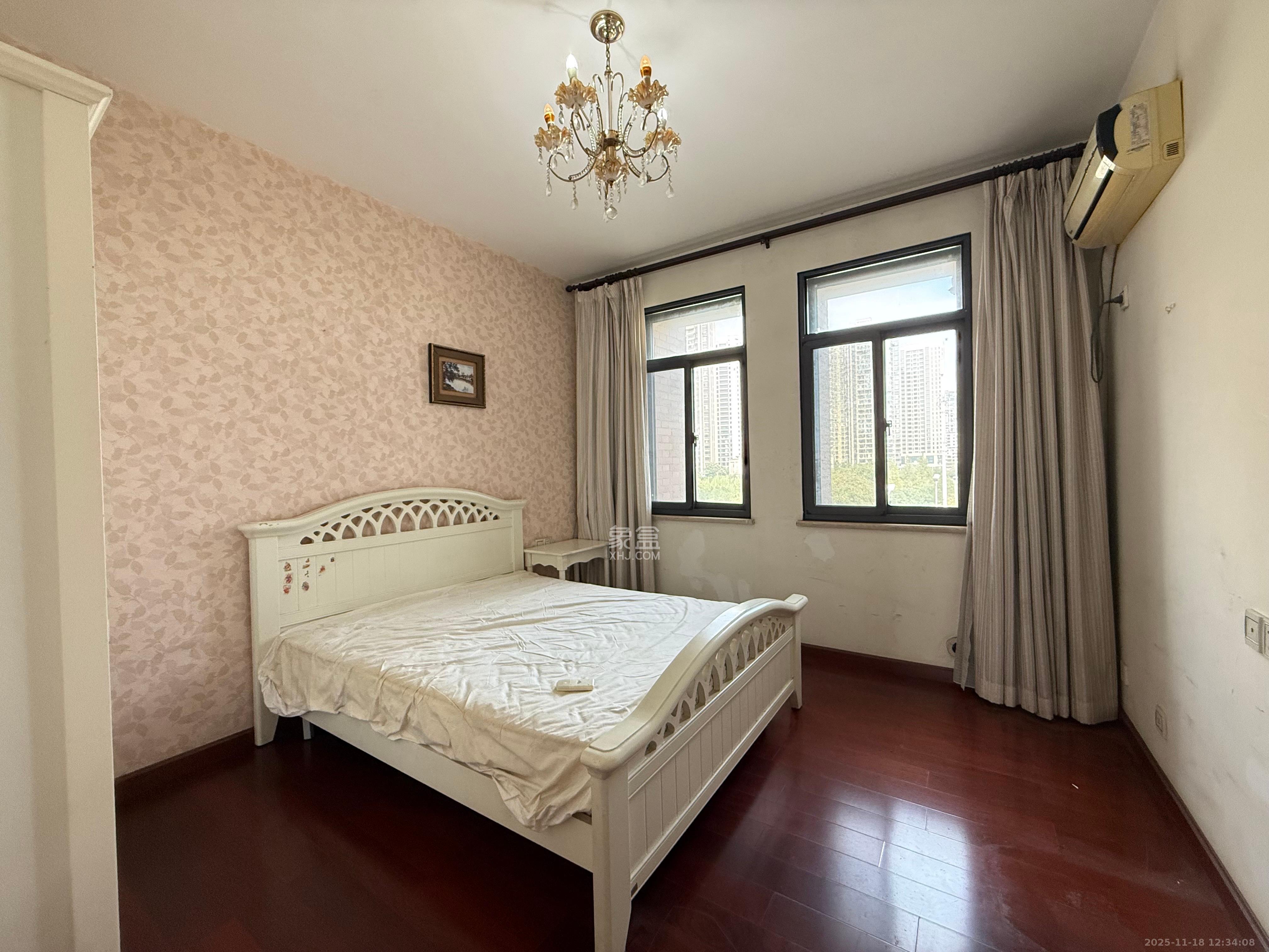 绿城桂花城  2室1厅1卫    4000.0元/月室内图