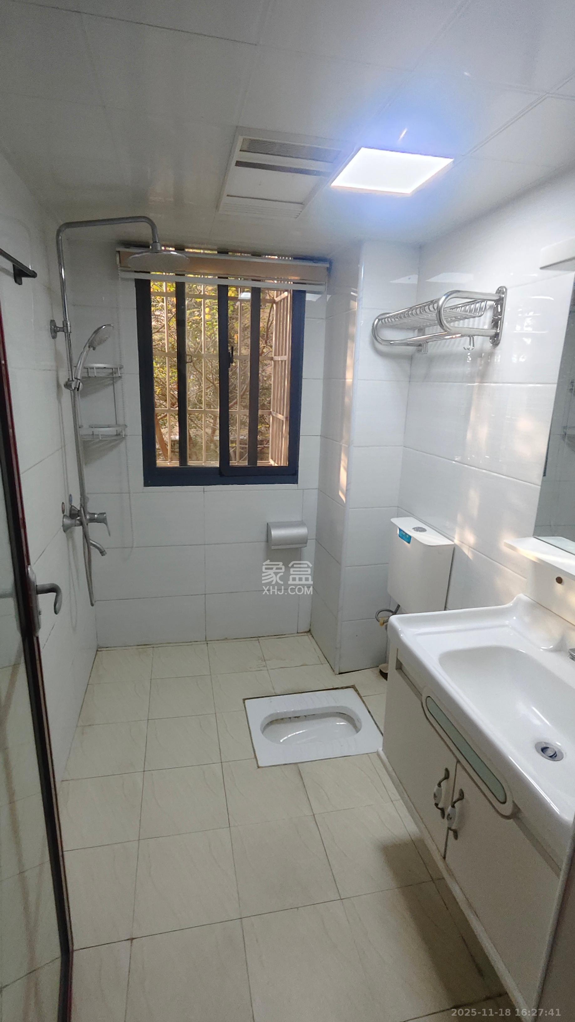 和康园小区 2室1厅1卫 1750.0元/月 和康园小区 2室1厅1卫 1750.0元/月室内图