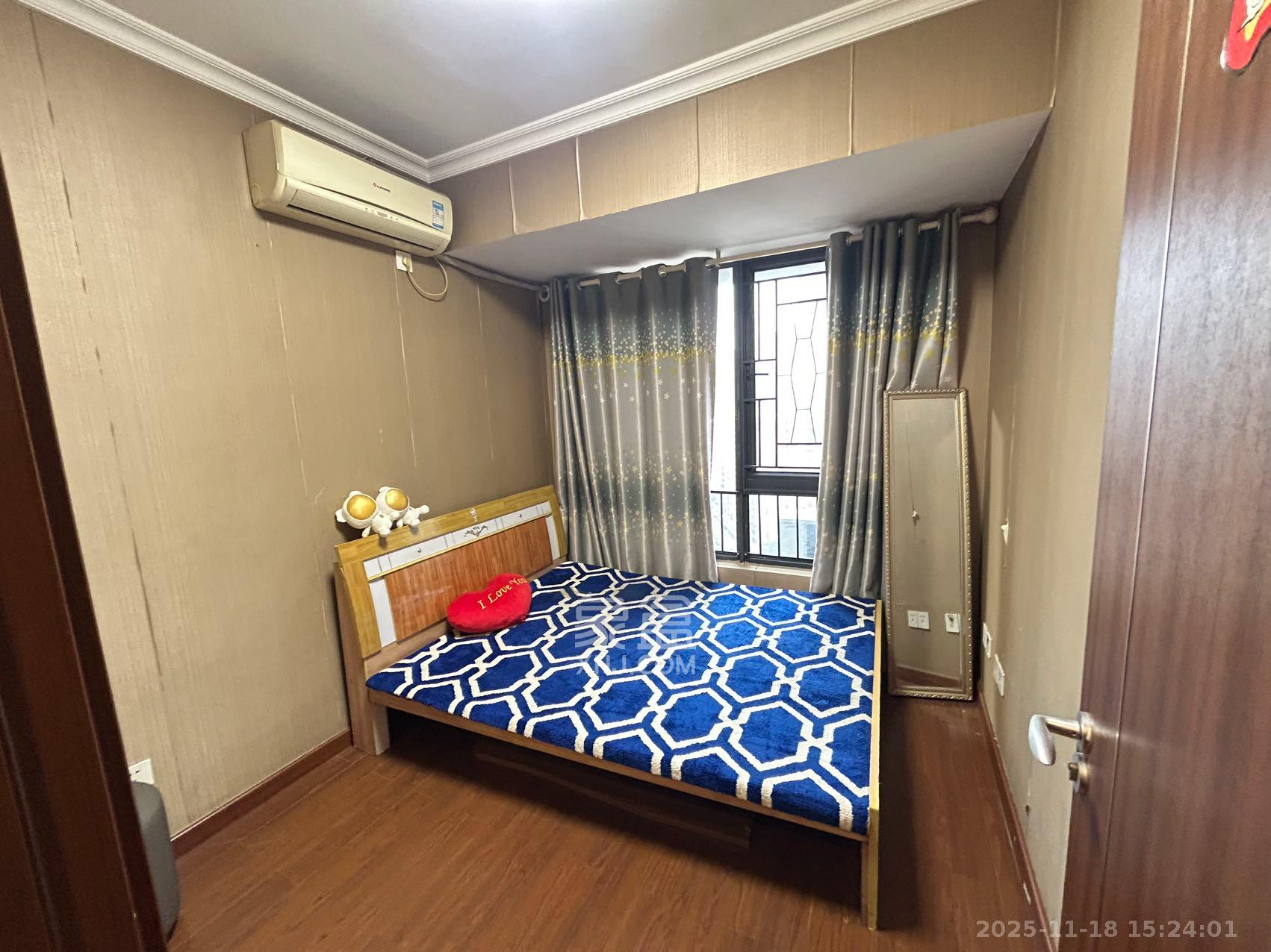 万科城市花园 3室2厅2卫 2300.0元/月 万科城市花园 3室2厅2卫 2300.0元/月室内图