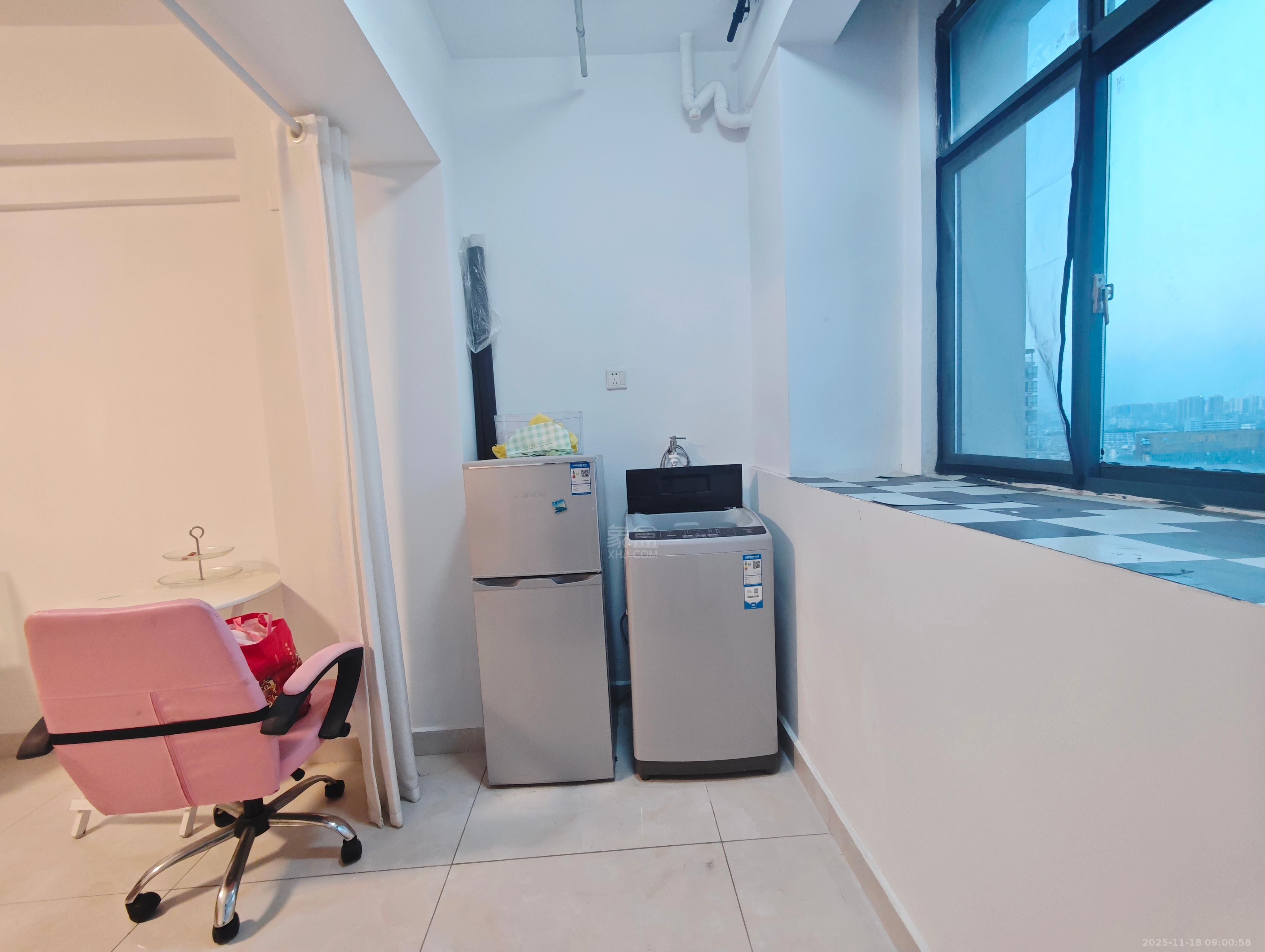 汉华国际 1室0厅0卫 900.0元/月 汉华国际 1室0厅0卫 900.0元/月室内图