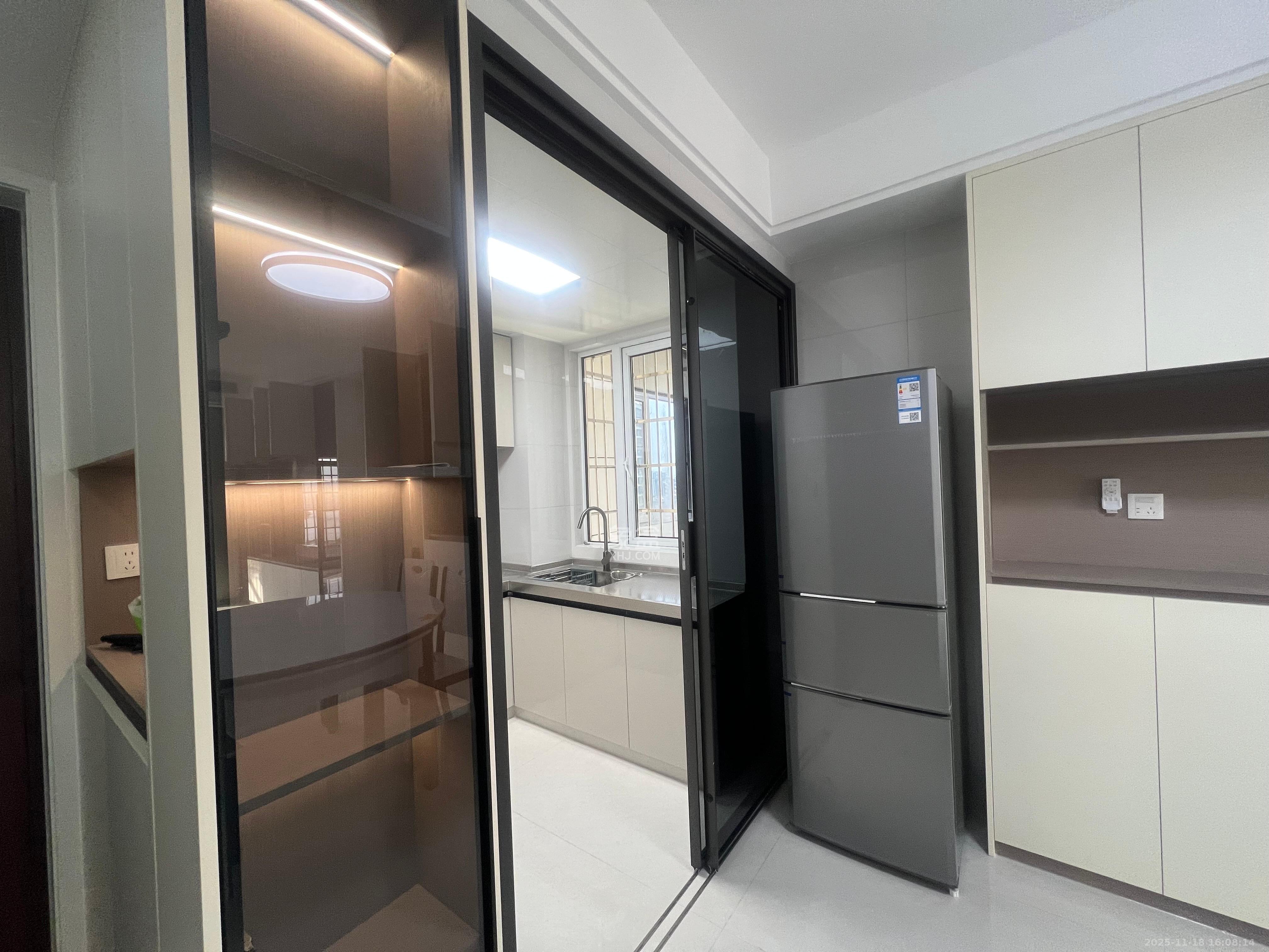 和景家园二期  2室2厅1卫    1600.0元/月室内图