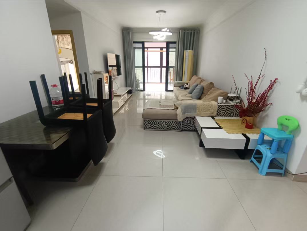 环强御景湾 2室2厅1卫 2800.0元/月 环强御景湾 2室2厅1卫 2800.0元/月室内图