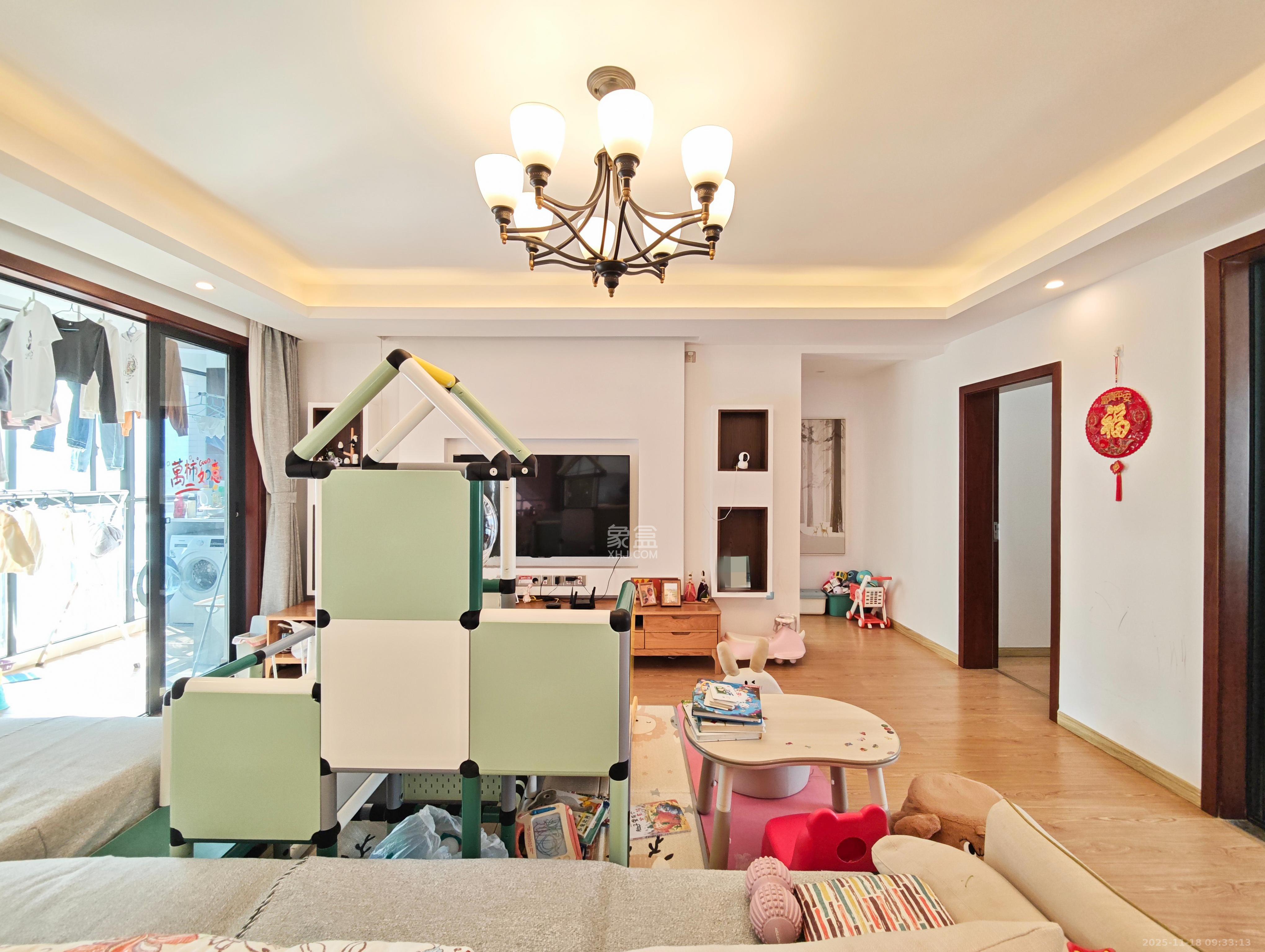 长房南屏锦源  4室2厅2卫    125.0万