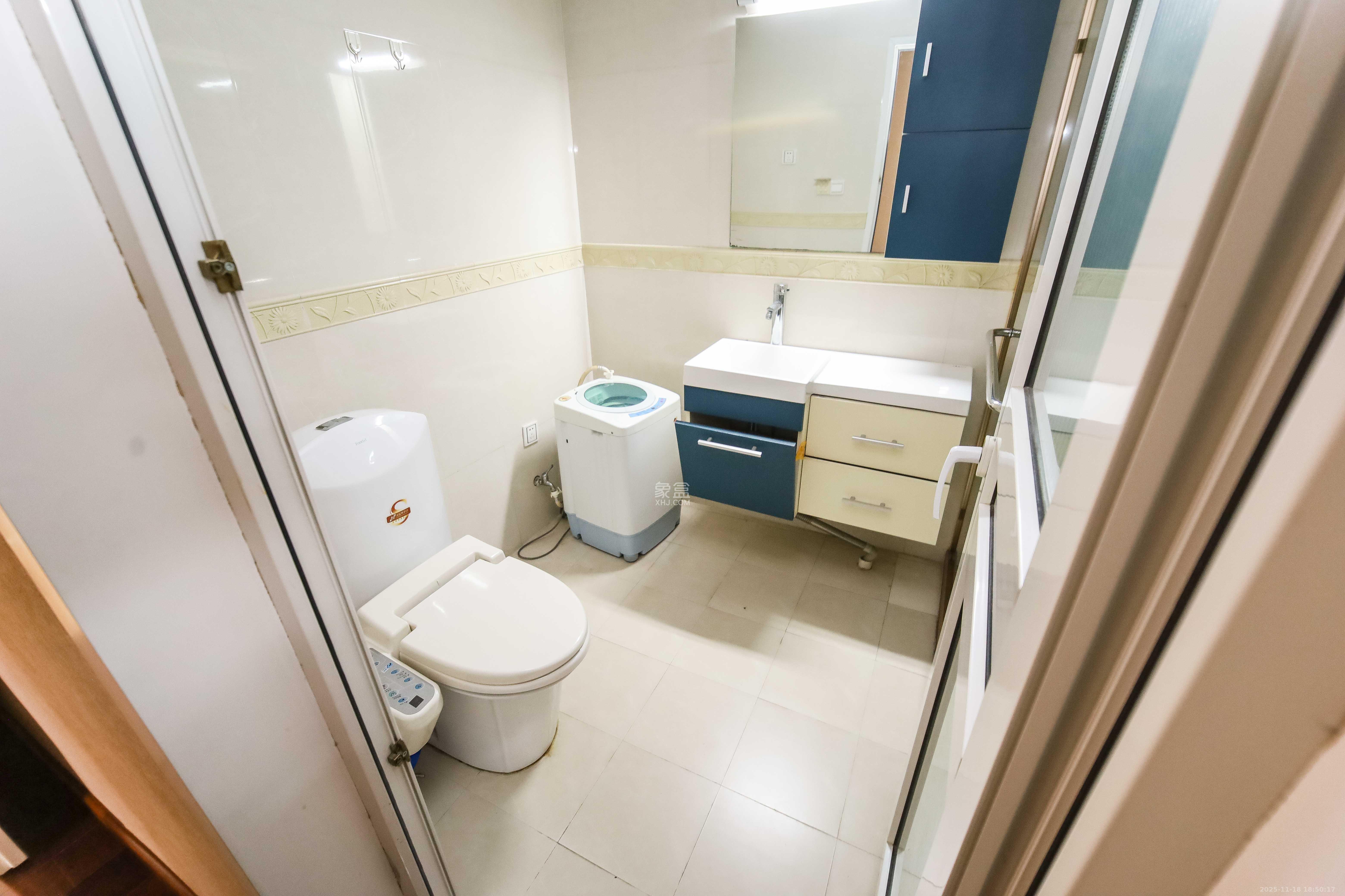 世嘉国际华城 2室2厅1卫 118.0万 世嘉国际华城 2室2厅1卫 118.0万卫生间