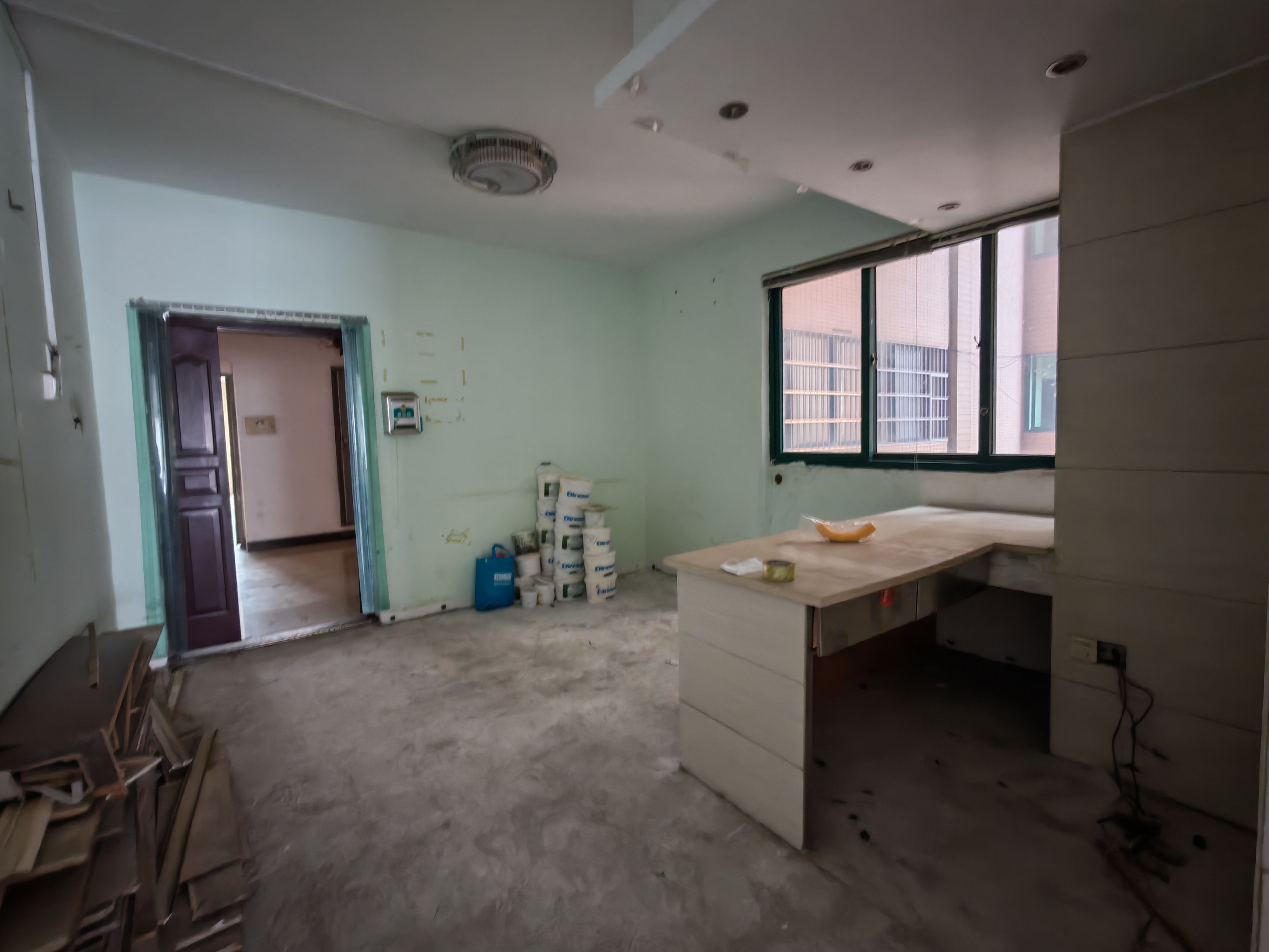 丽天名园 1室0厅0卫 2500.0元/月 丽天名园 1室0厅0卫 2500.0元/月室内图