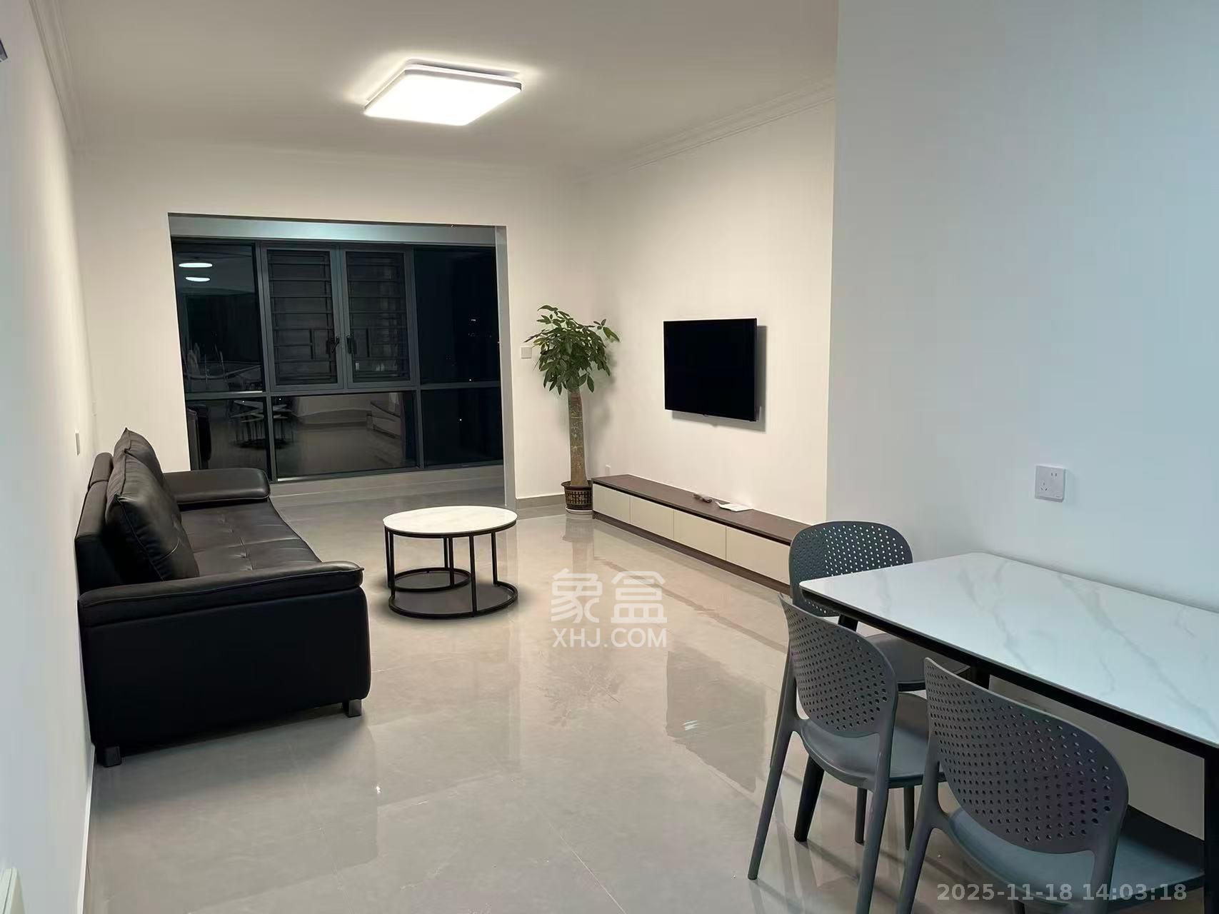 和景家园二期  3室1厅1卫    2500.0元/月