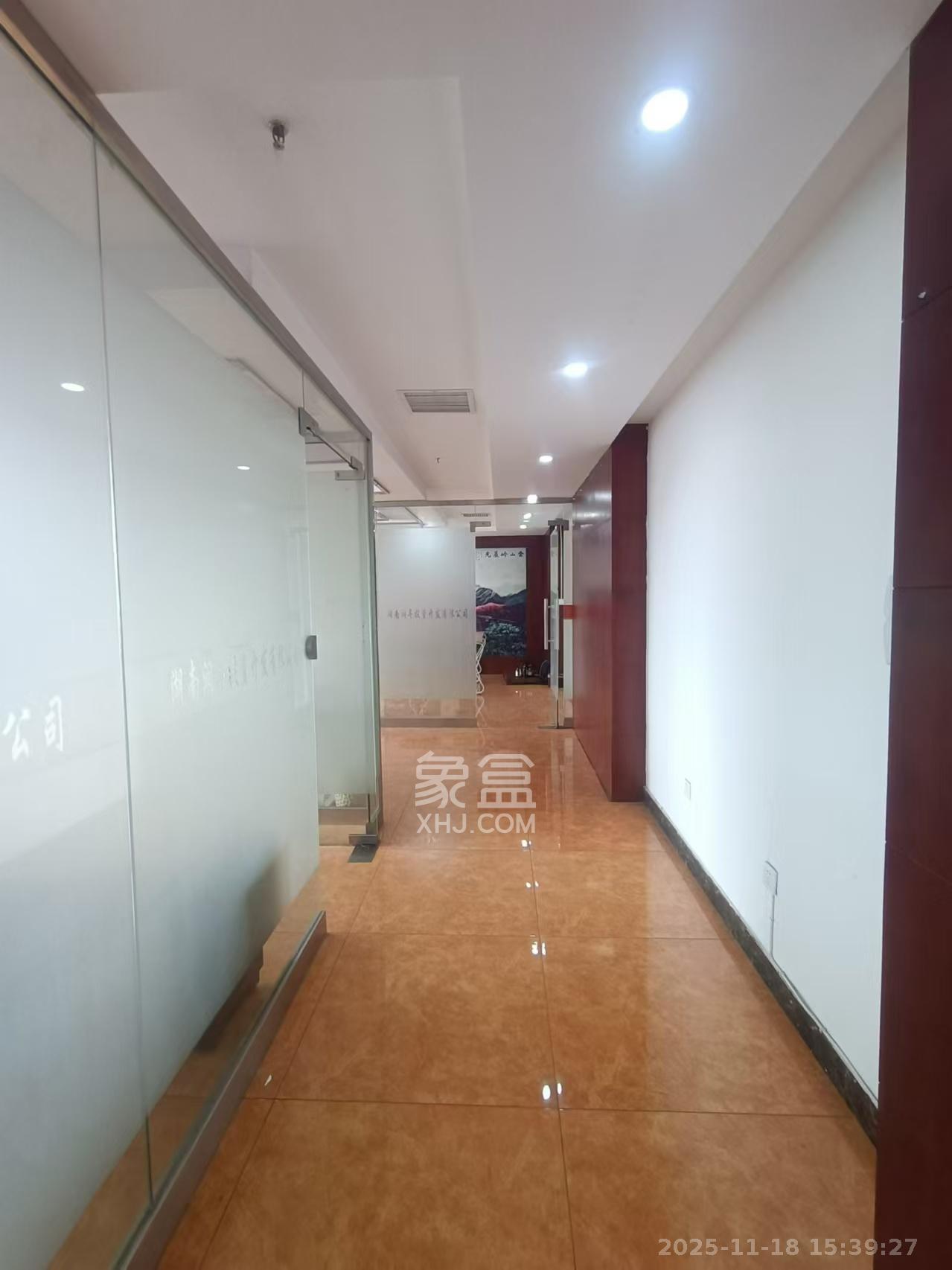 御邦国际广场   100.0㎡      3500.0元/月室内图