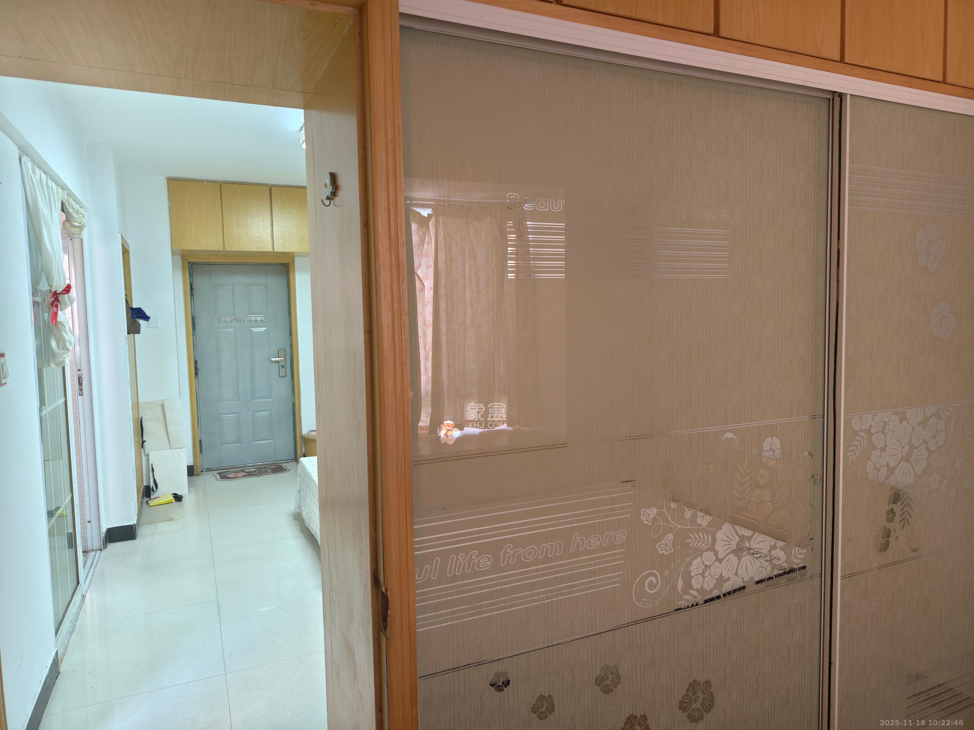 兴威帕克水岸 1室1厅1卫 1300.0元/月 兴威帕克水岸 1室1厅1卫 1300.0元/月室内图