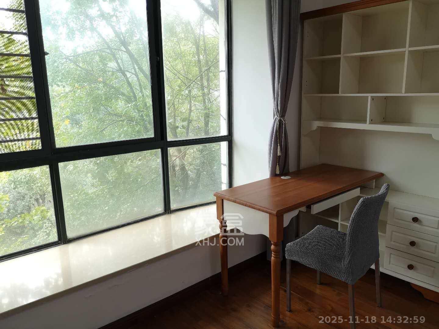 香格里麓山别墅  6室2厅3卫    11000.0元/月室内图