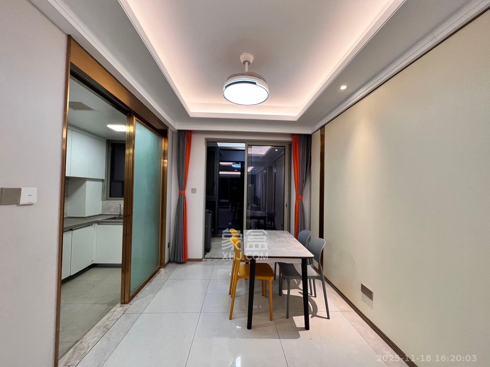 梅溪湖金茂湾  4室2厅2卫    3200.0元/月室内图