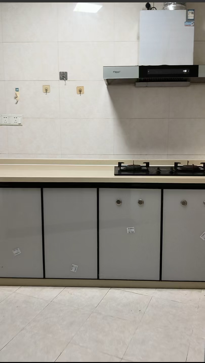 滨海豪庭  3室2厅2卫    4500.0元/月室内图