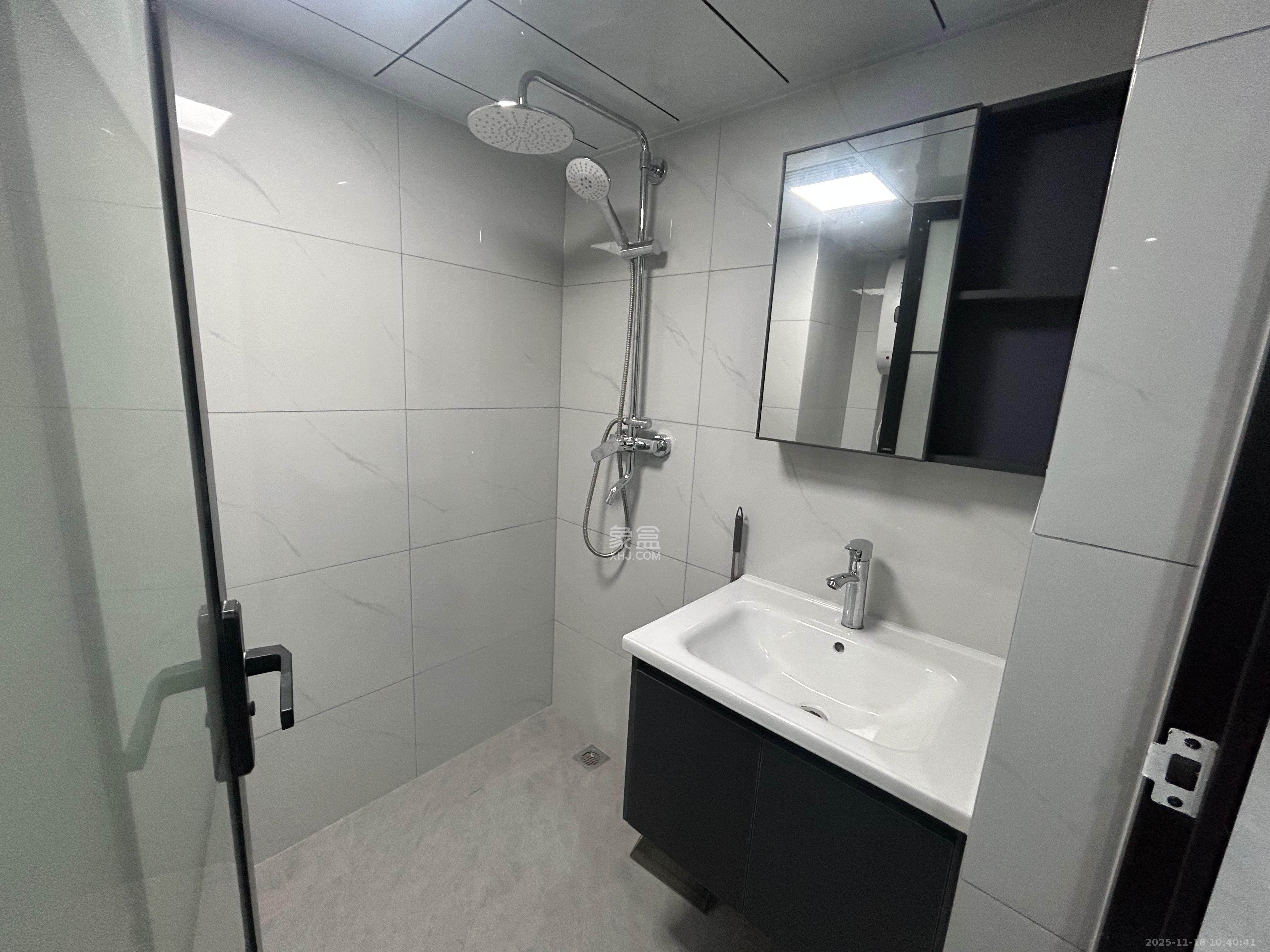 卓越伊景苑  1室0厅0卫    1600.0元/月室内图