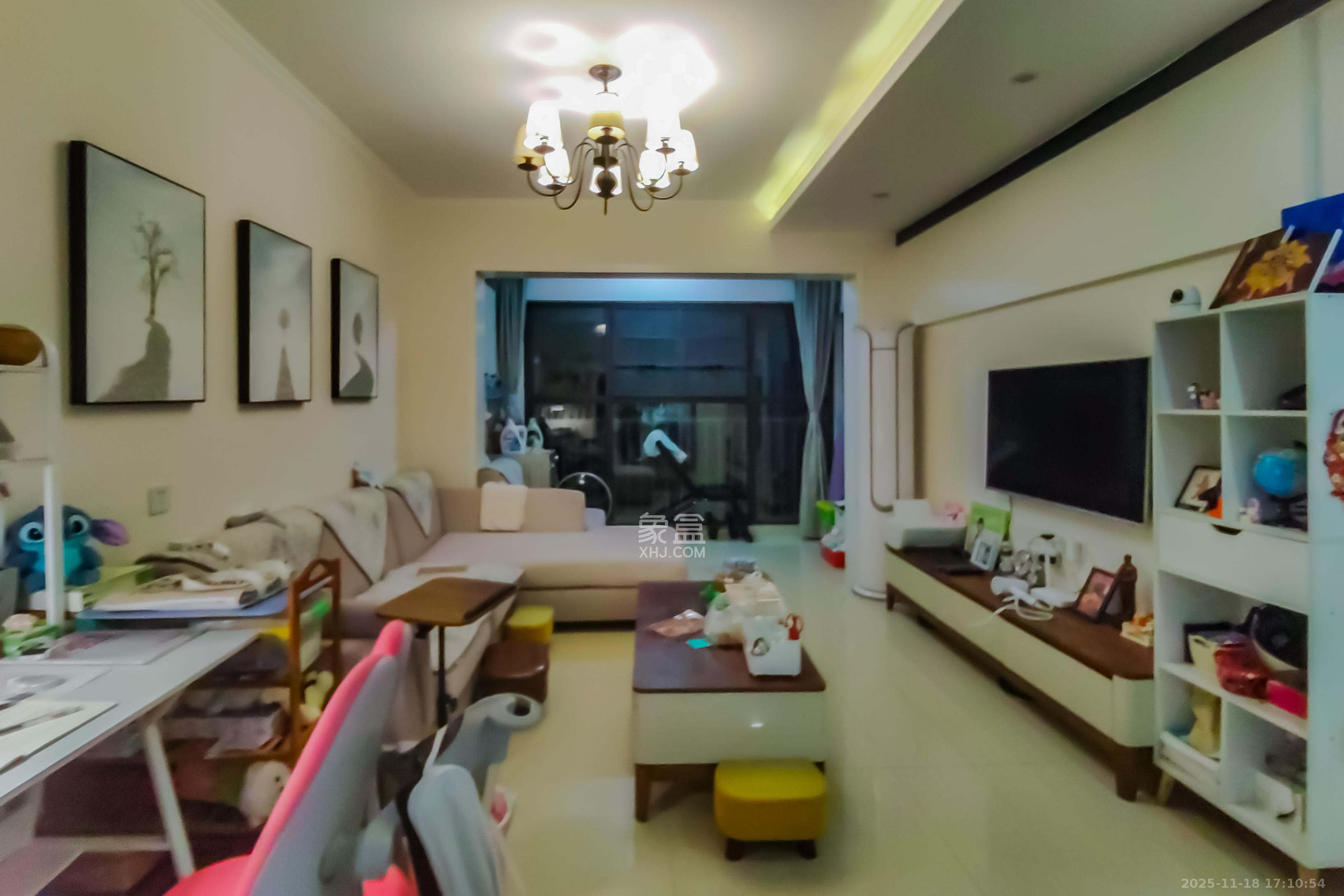 旭辉香樟公馆  3室2厅2卫    92.0万