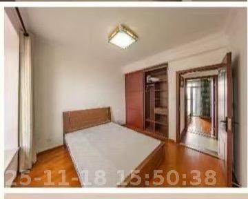 江山帝景雅典  3室2厅2卫    2400.0元/月室内图