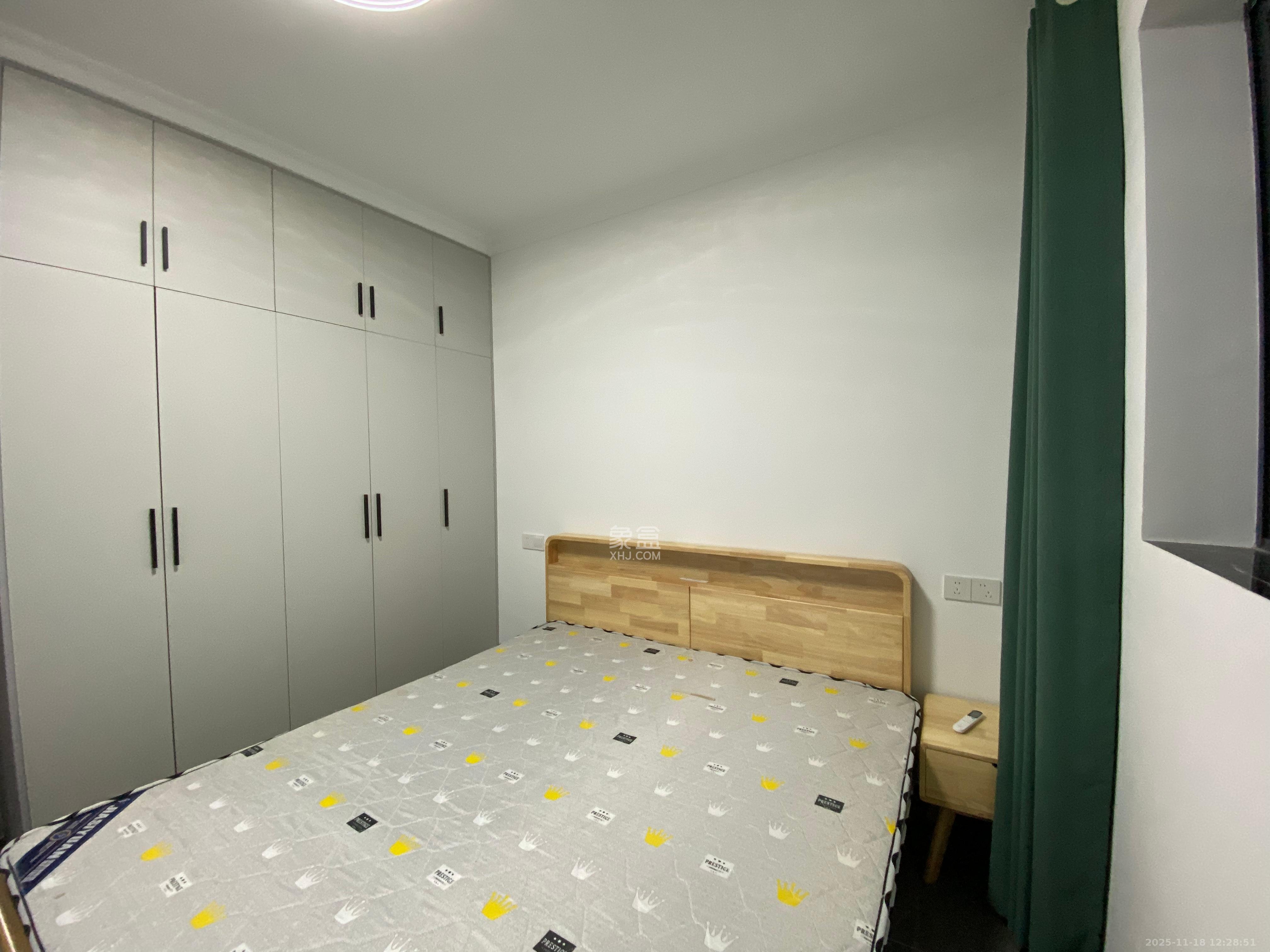 东岸梅园小区 2室2厅1卫 2200.0元/月 东岸梅园小区 2室2厅1卫 2200.0元/月室内图