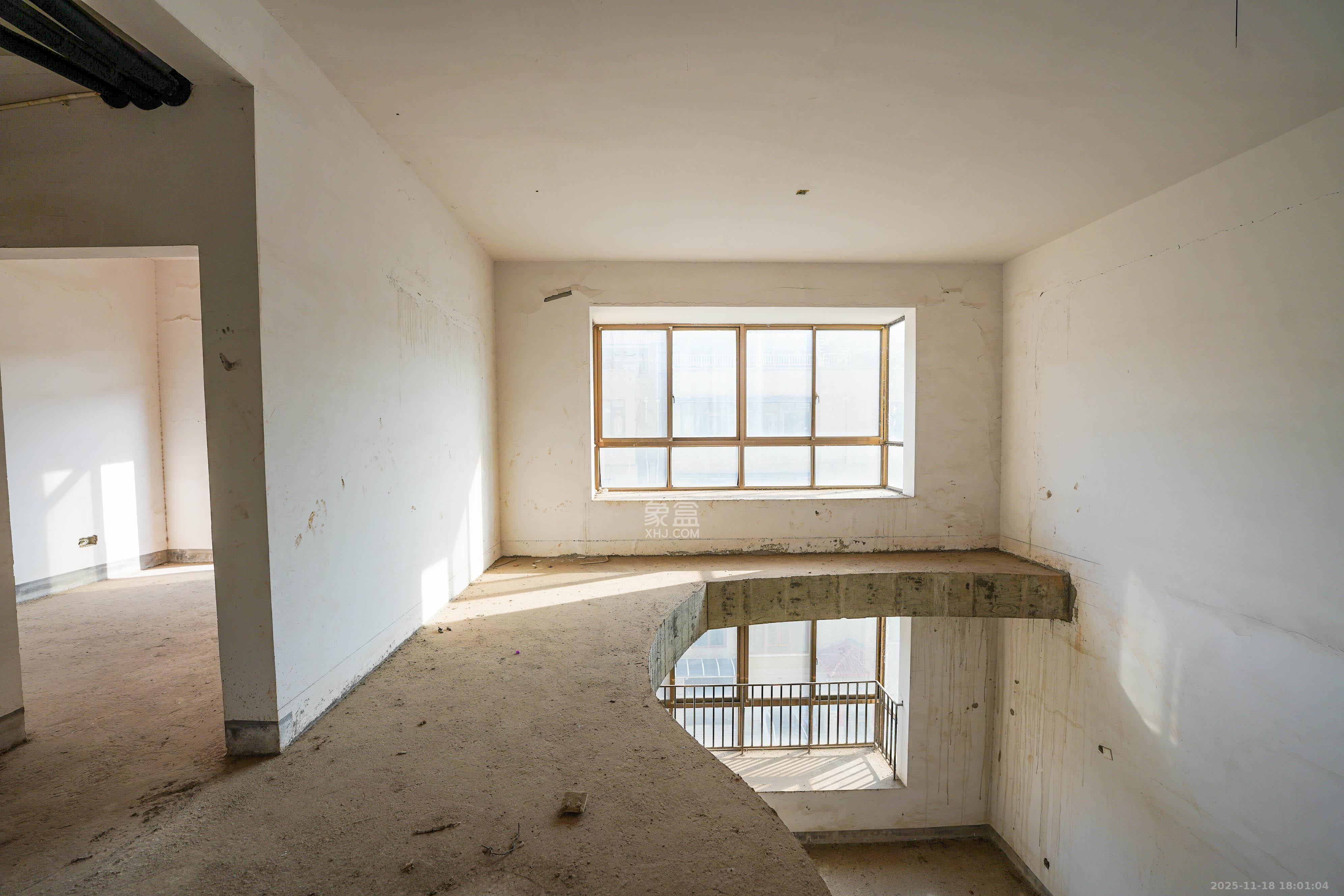 金汇园(鄱馨苑、省国税局单位房) 6室2厅3卫 482.8万 金汇园(鄱馨苑、省国税局单位房) 6室2厅3卫 482.8万其他