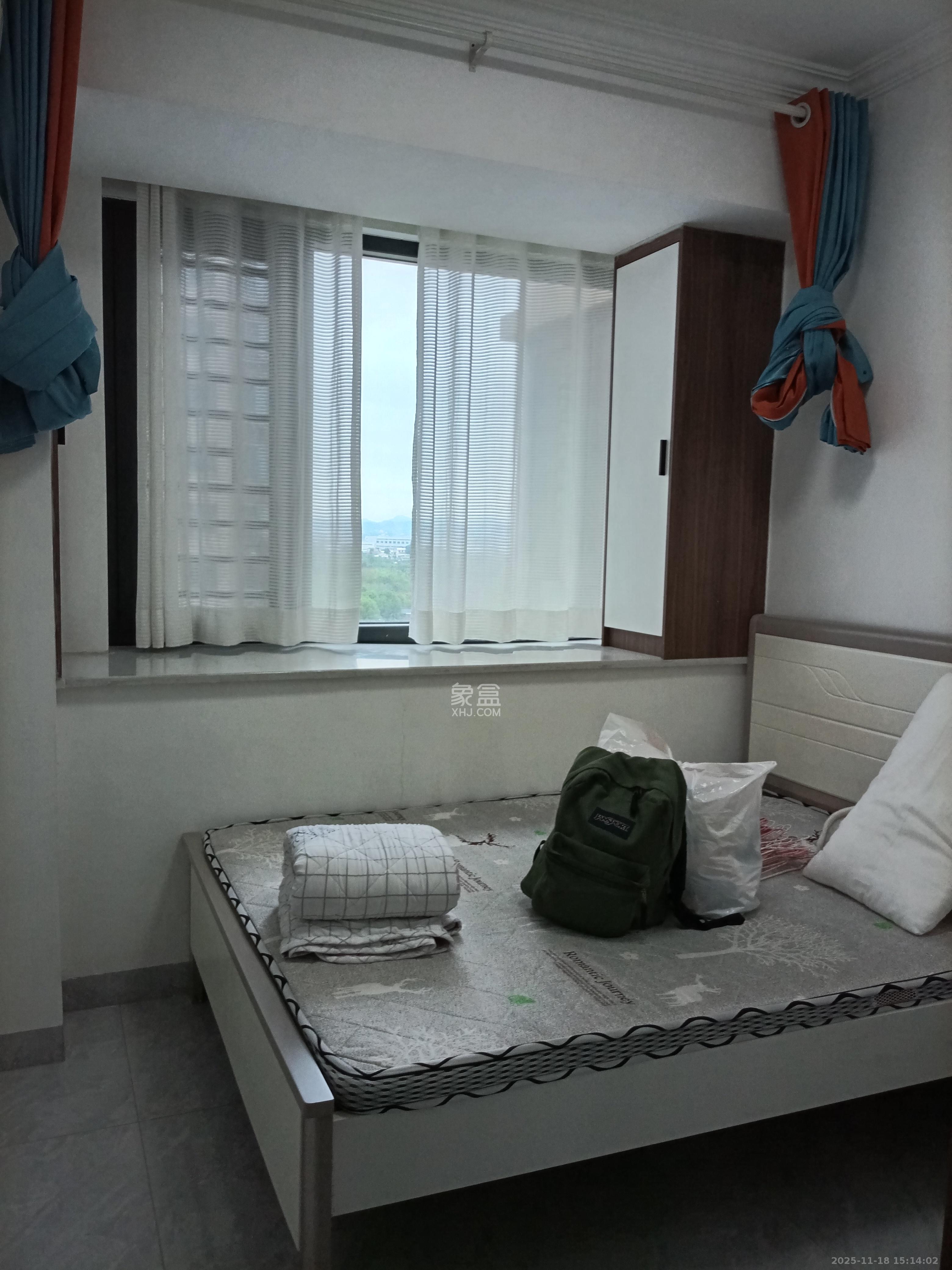 金驰东方樾 3室2厅2卫 2300.0元/月 金驰东方樾 3室2厅2卫 2300.0元/月室内图