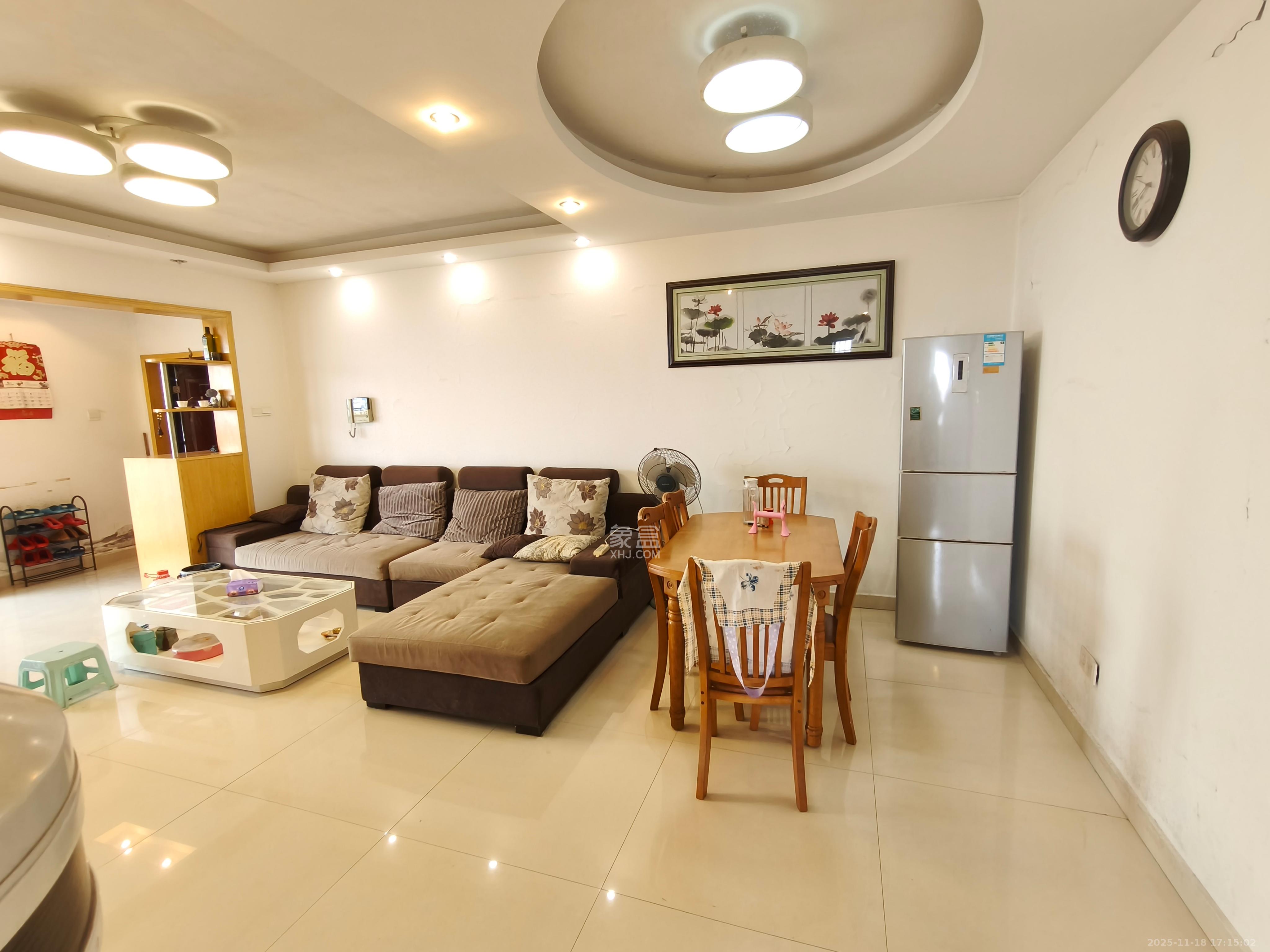 雄新水印廊桥（雄新华府）  2室2厅1卫    1600.0元/月室内图