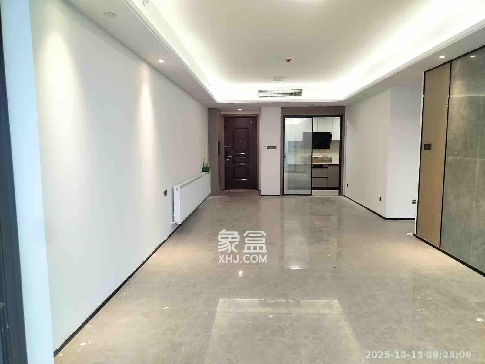 长房星城天地  3室2厅1卫    5200.0元/月室内图