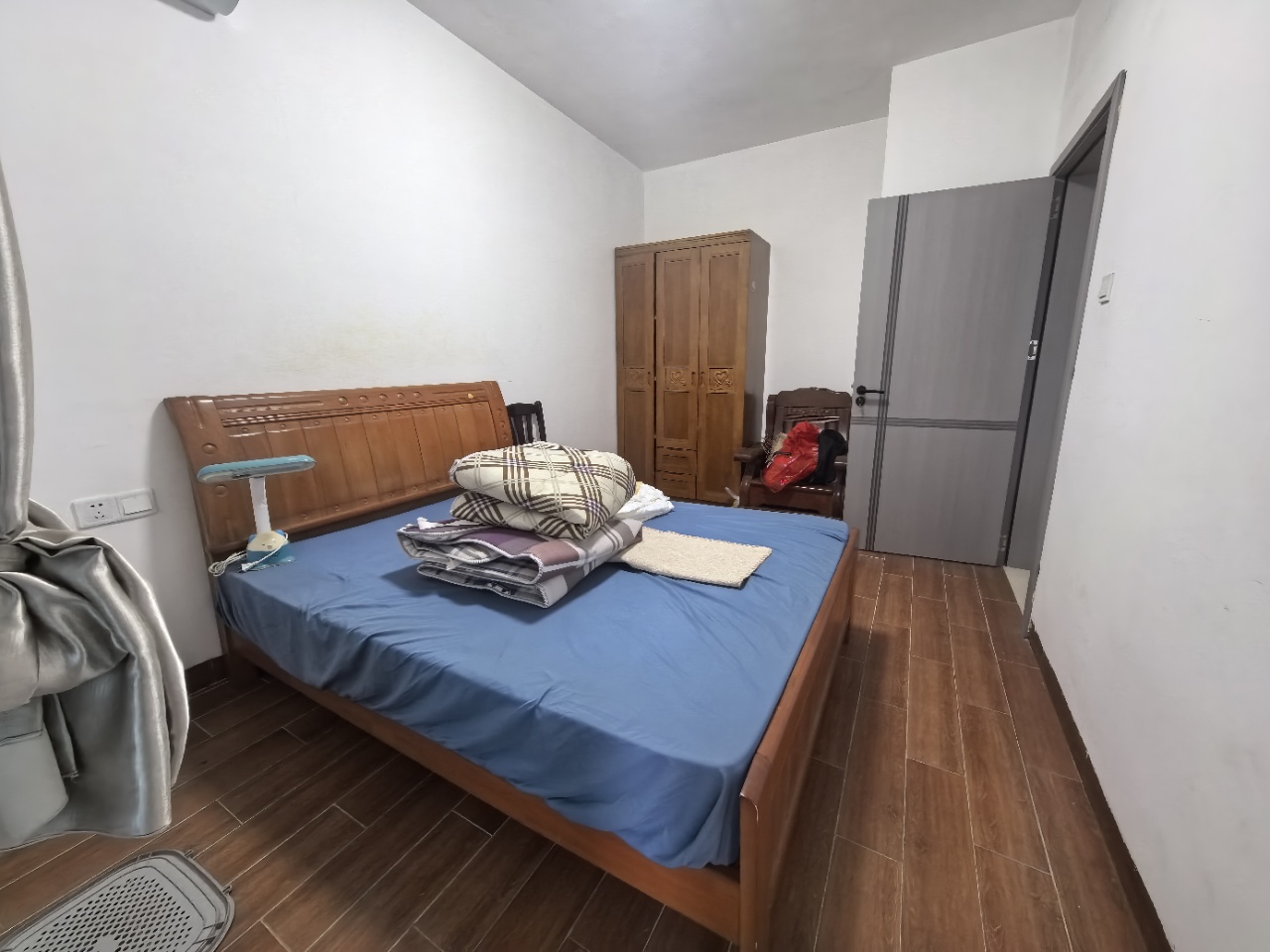 晨晖帝景  1室0厅0卫    2300.0元/月室内图