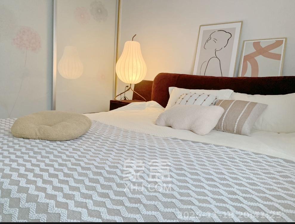 地华梅溪湖畔  1室1厅1卫    2300.0元/月室内图