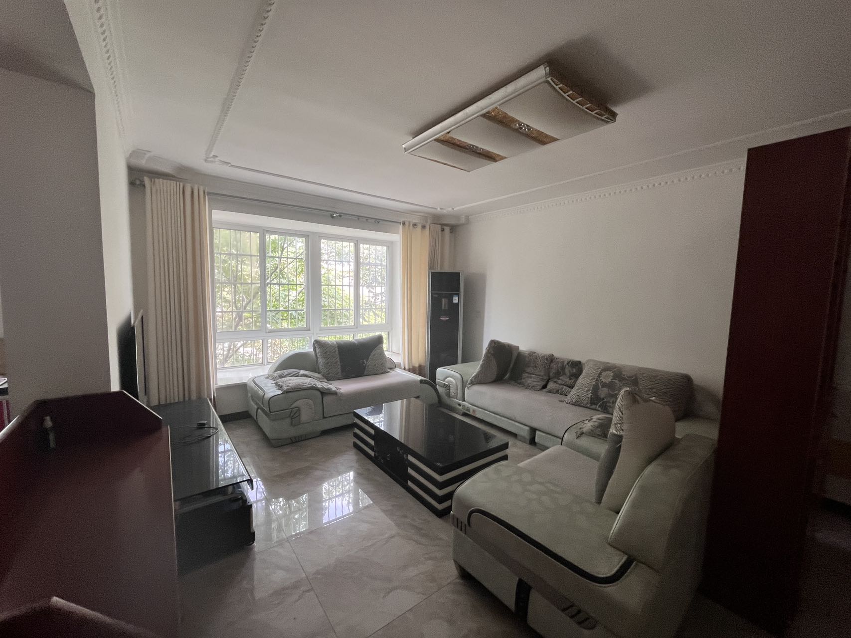 枫华府第 3室2厅2卫 1500.0元/月 枫华府第 3室2厅2卫 1500.0元/月户型图