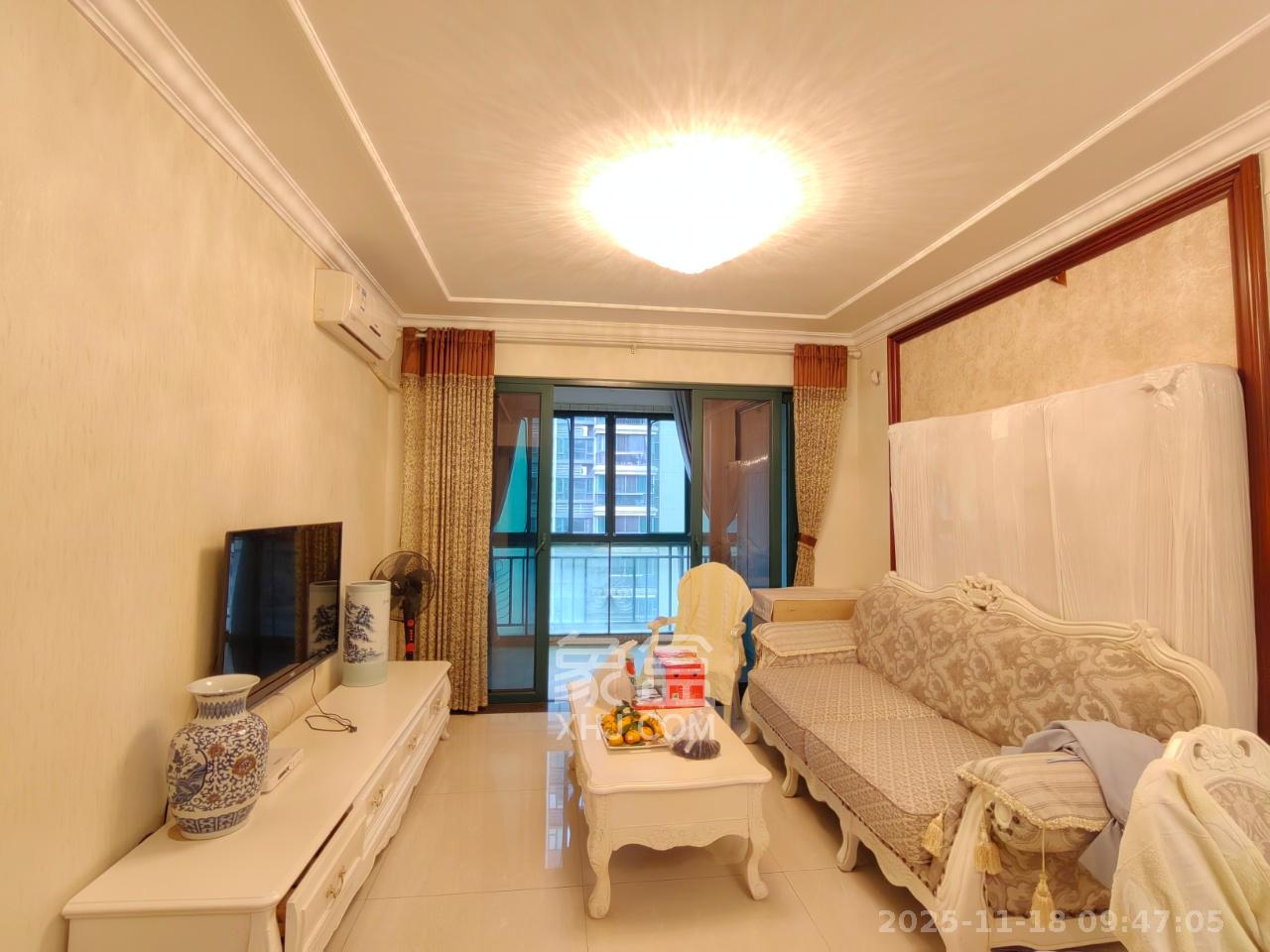 恒大城  2室2厅1卫    2000.0元/月