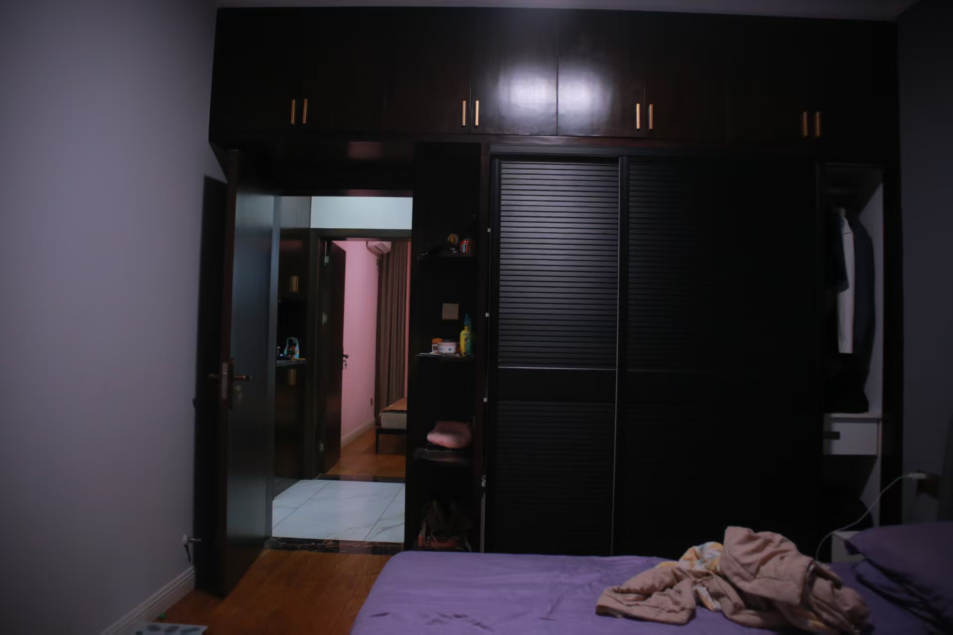 新世界建材城  2室2厅1卫    41.0万客厅