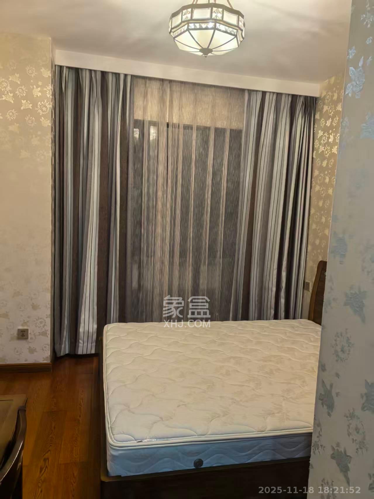 中海梅溪湖壹号 4室2厅3卫 6500.0元/月 中海梅溪湖壹号 4室2厅3卫 6500.0元/月室内图