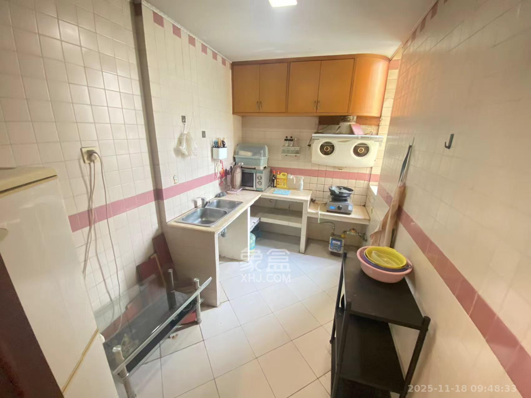 华盛家园  1室1厅1卫    1600.0元/月室内图