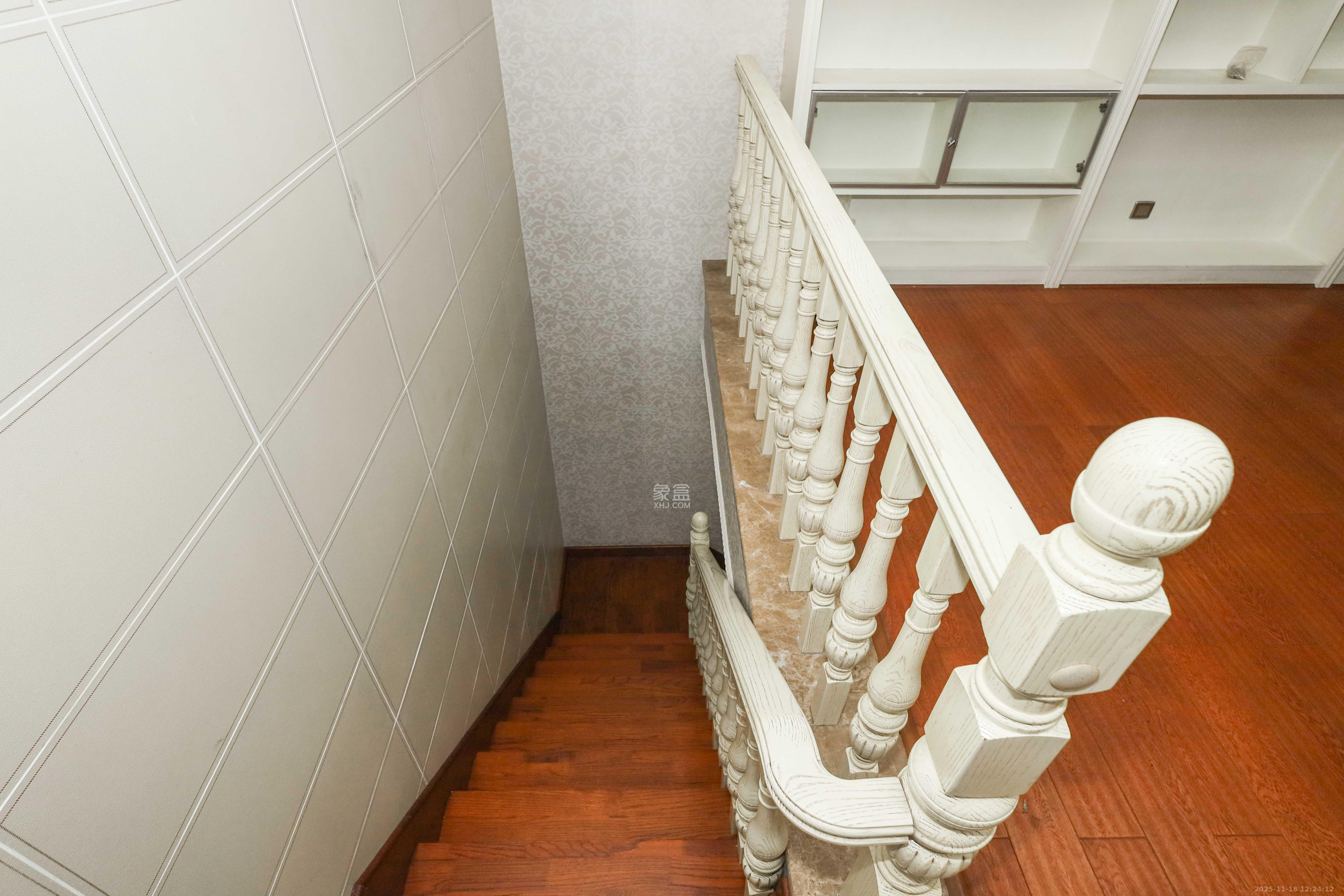 保利麓谷林语D区 3室2厅2卫 199.0万 保利麓谷林语D区 3室2厅2卫 199.0万其他