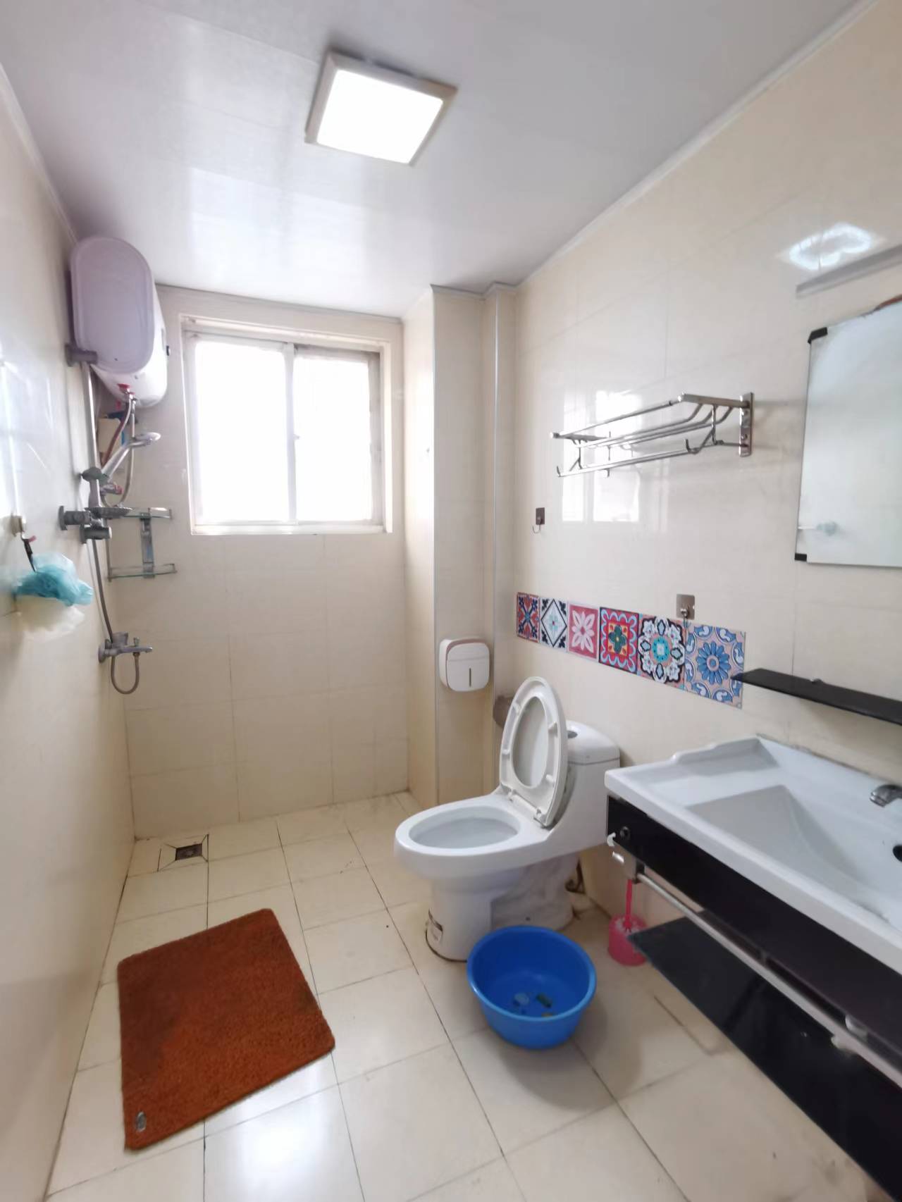 帝和华庭 1室2厅1卫 2000.0元/月 帝和华庭 1室2厅1卫 2000.0元/月室内图