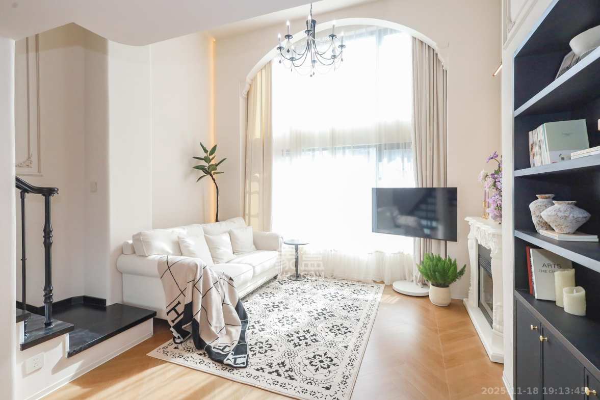 北辰时光里 1室1厅2卫 75.0万 北辰时光里 1室1厅2卫 75.0万客厅