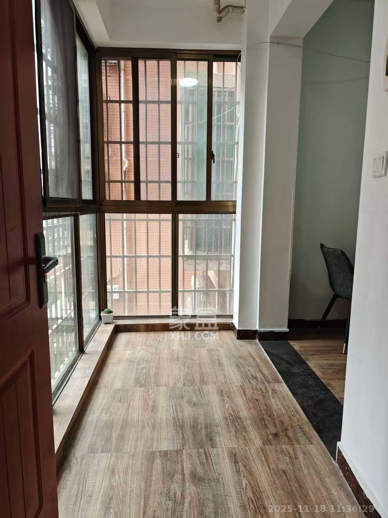 蟠龙欣苑  2室1厅1卫    1300.0元/月室内图