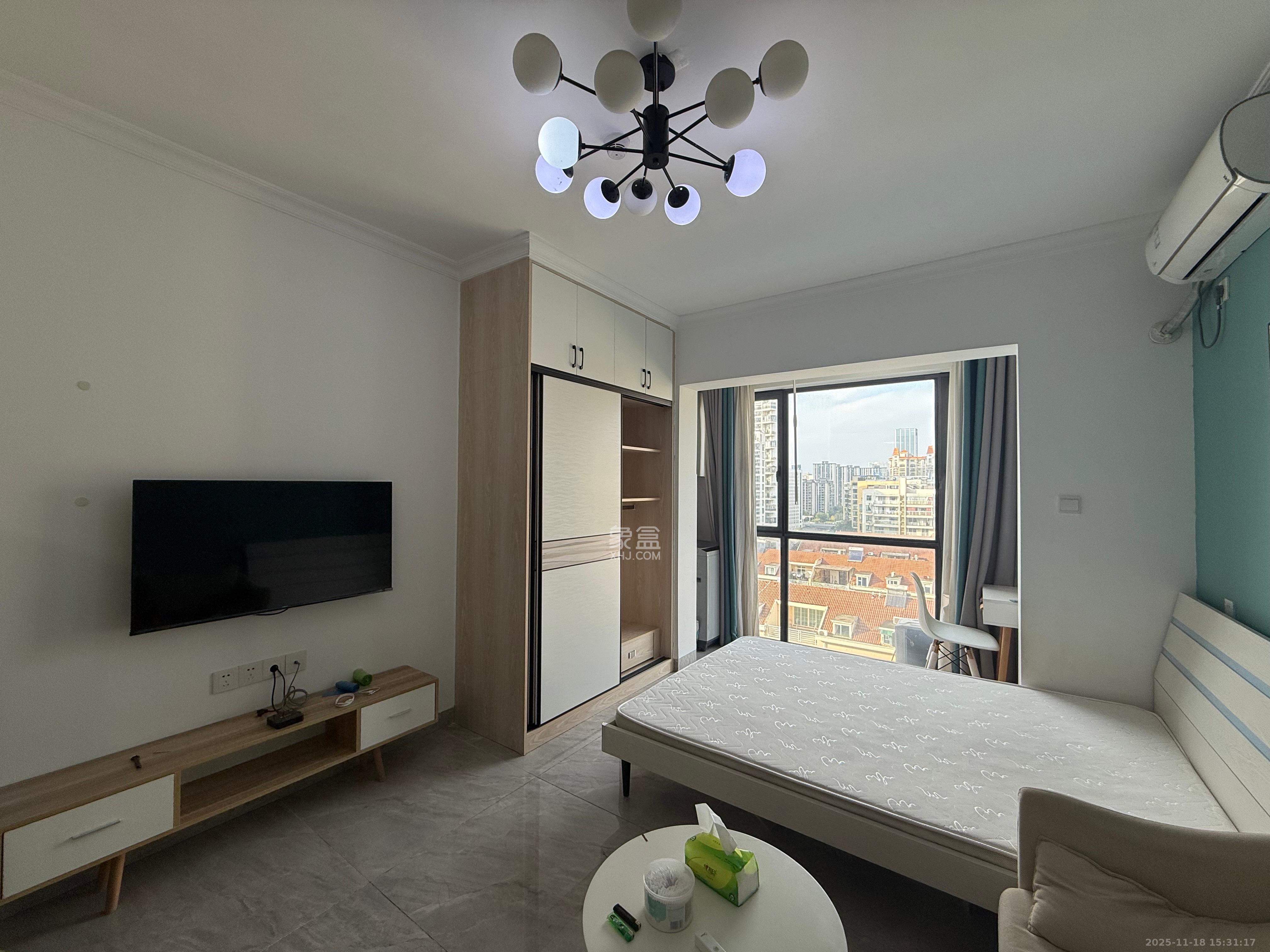 美林美寓  1室1厅1卫    1800.0元/月室内图