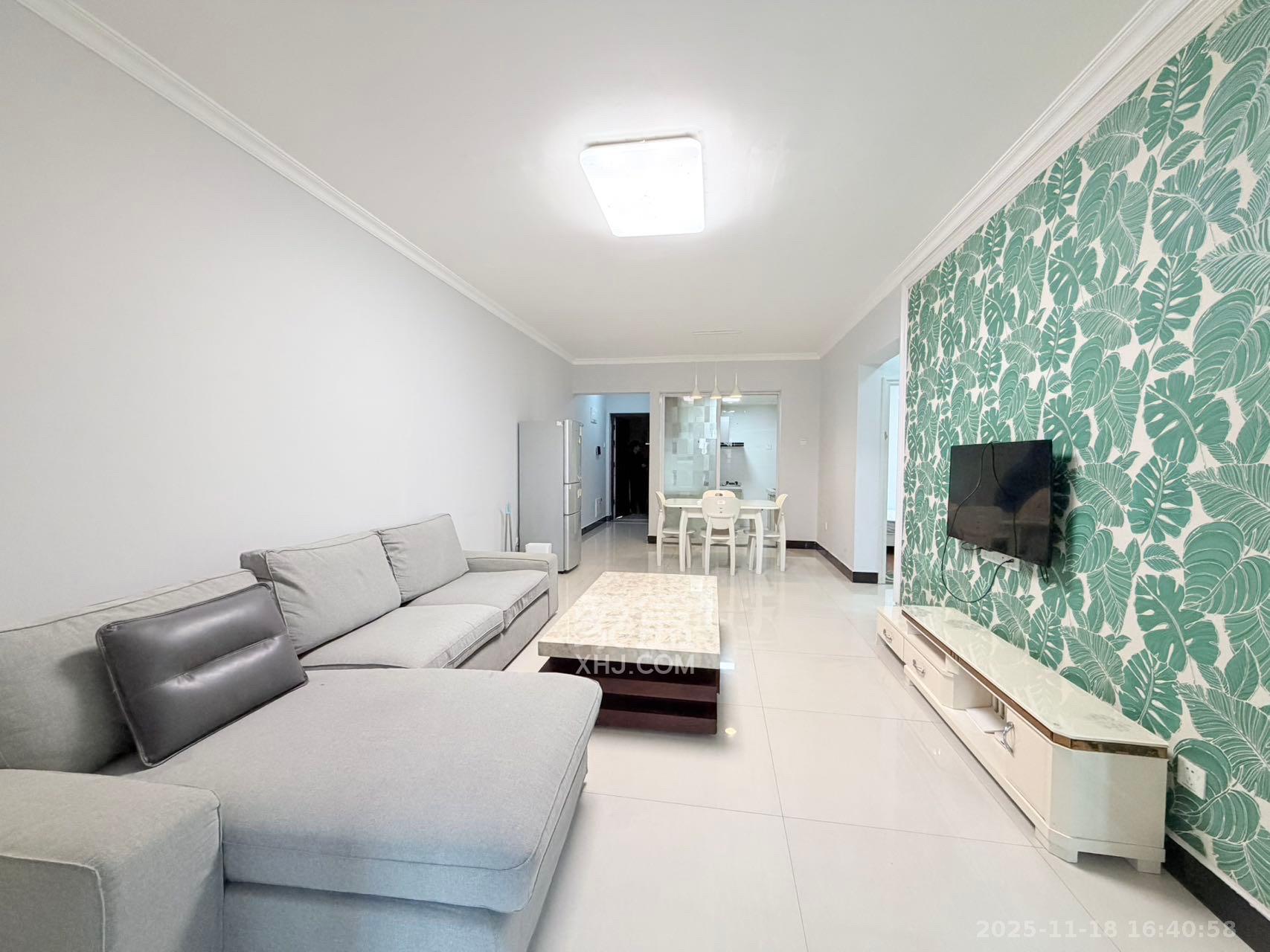 达美D6区  3室2厅1卫    2800.0元/月