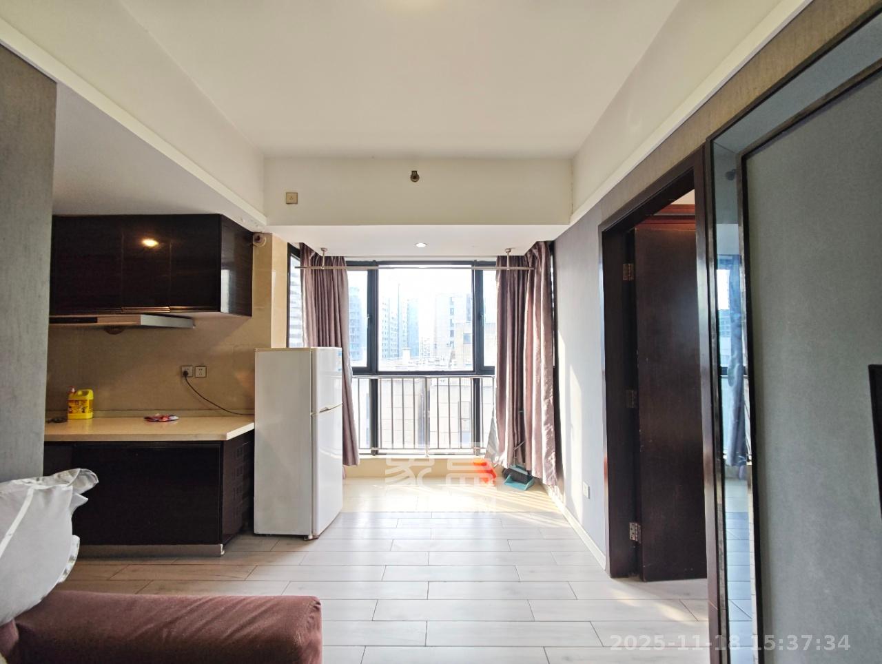 德思勤城市广场（宝格丽公寓）  1室0厅0卫    1700.0元/月