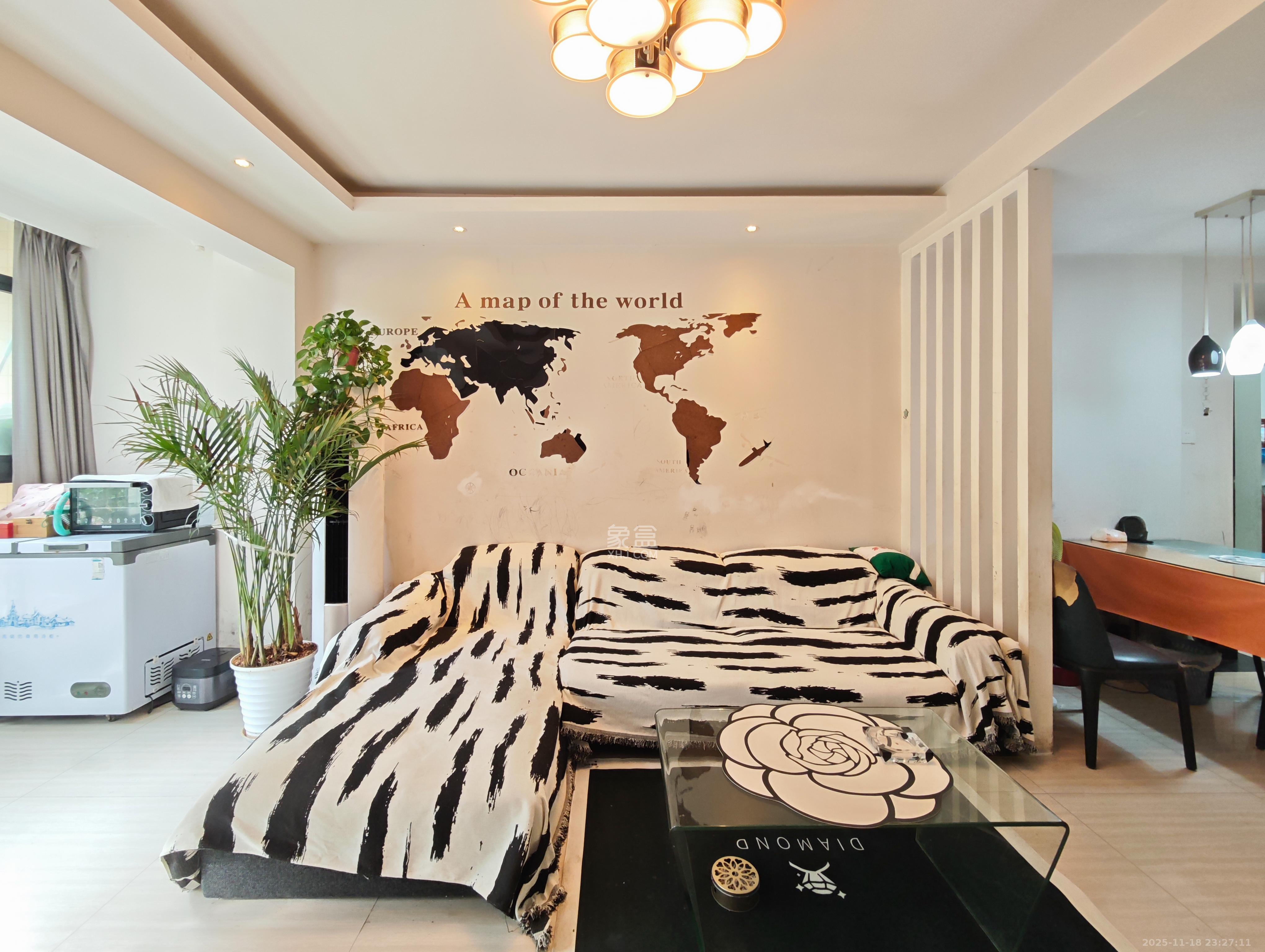 万科魅力之城  3室2厅1卫    79.0万