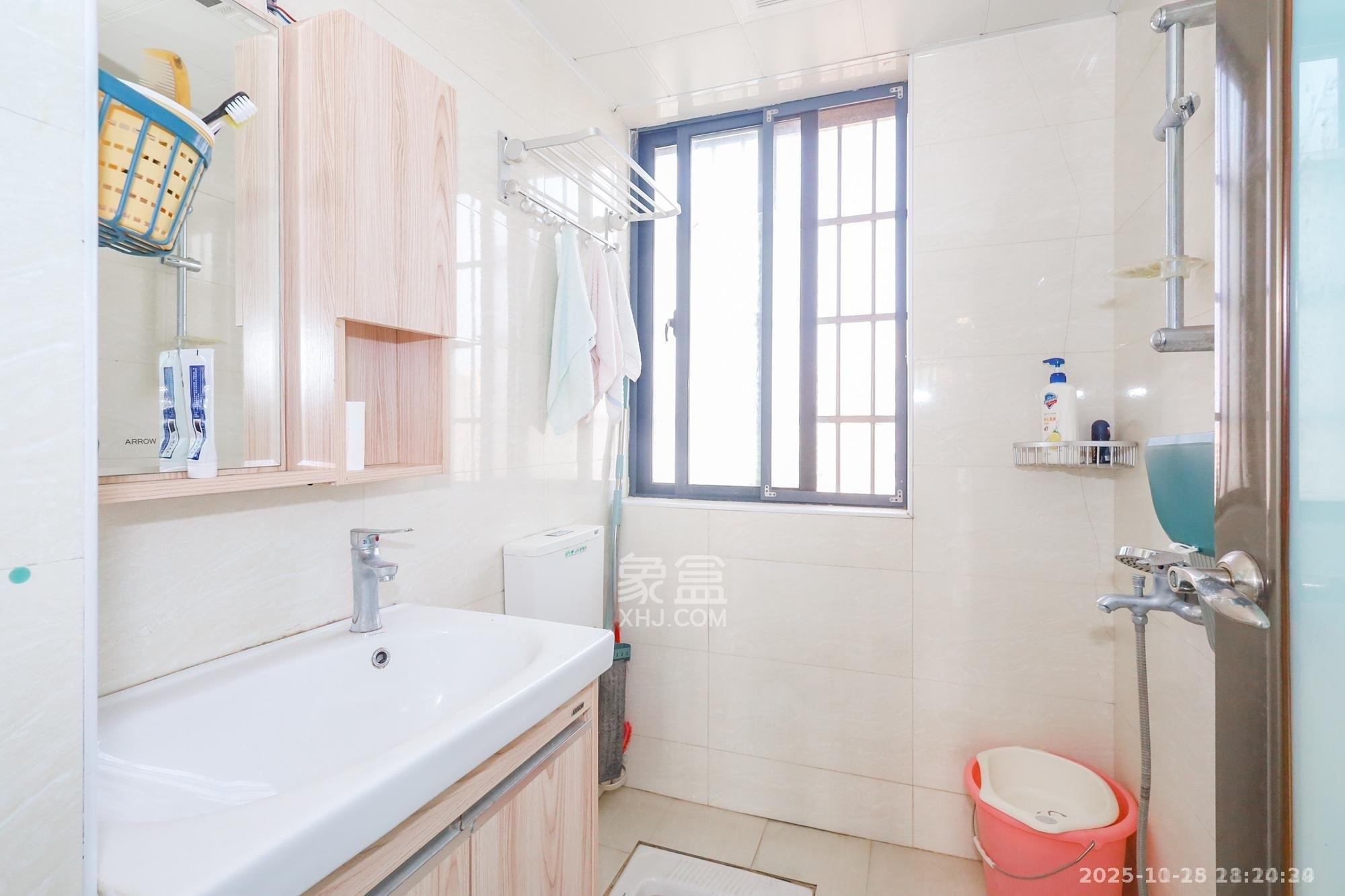 钰龙天下一期 3室2厅2卫 3200.0元/月 钰龙天下一期 3室2厅2卫 3200.0元/月室内图