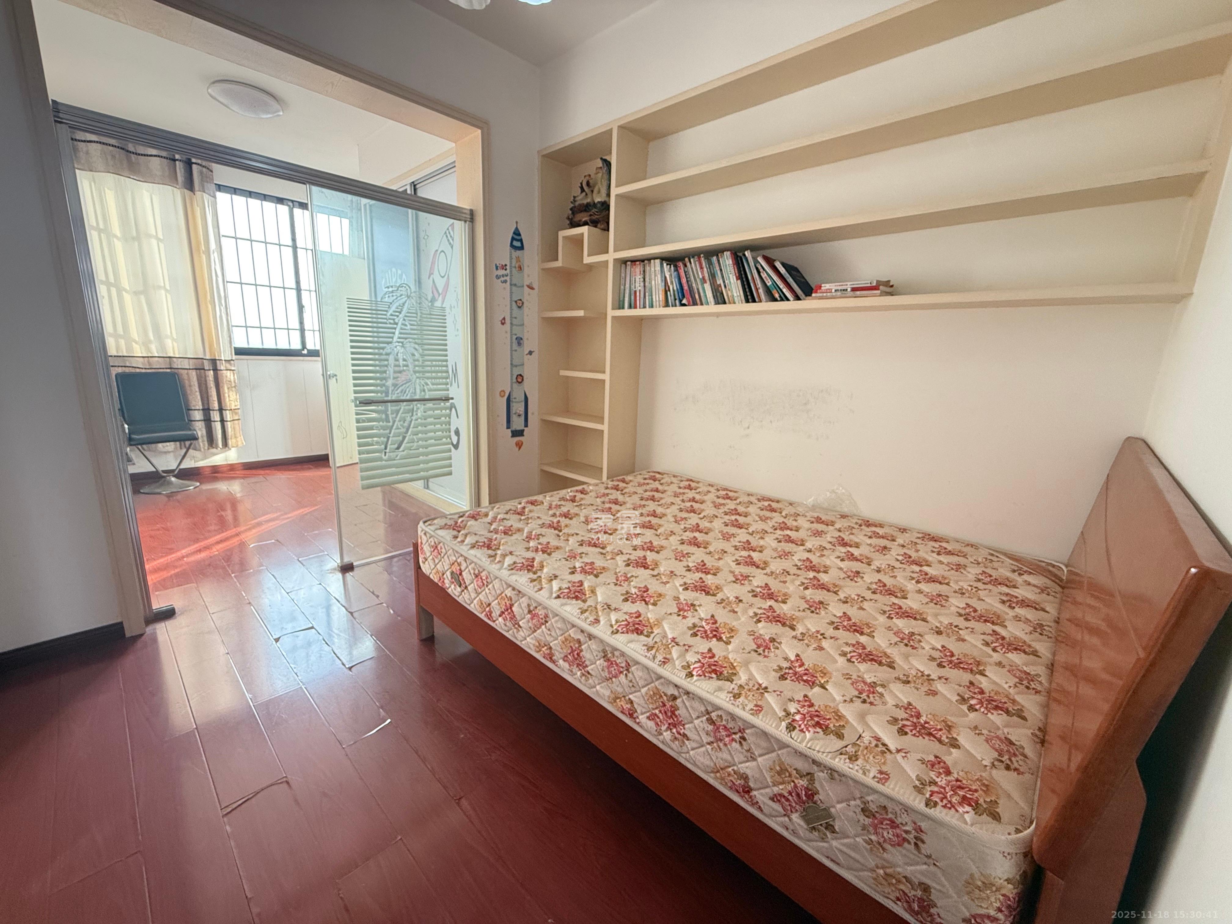 幸福里润城(幸福里二期) 4室2厅2卫 2100.0元/月 幸福里润城(幸福里二期) 4室2厅2卫 2100.0元/月室内图