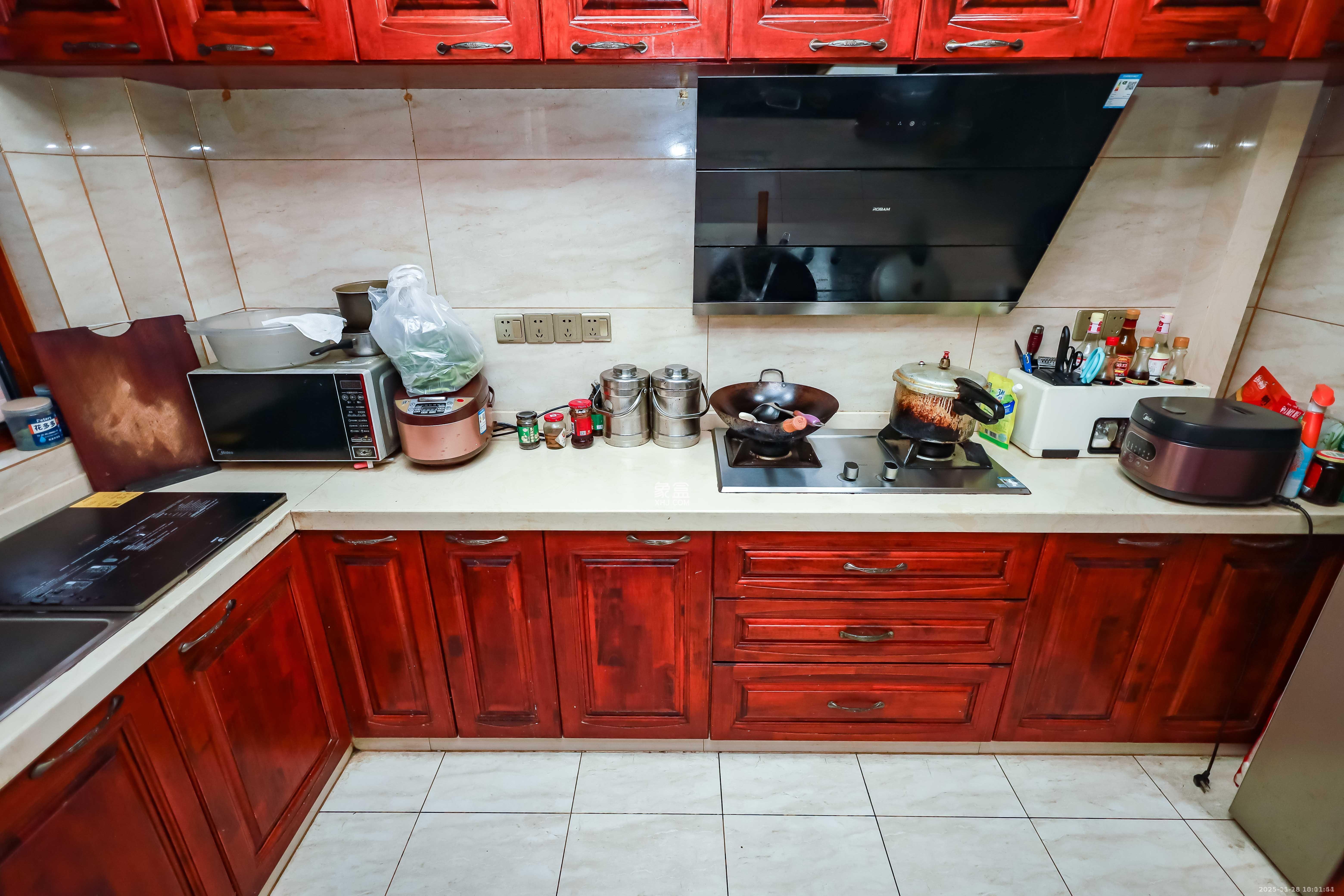 广泰锦苑  2室2厅1卫    2600.0元/月室内图