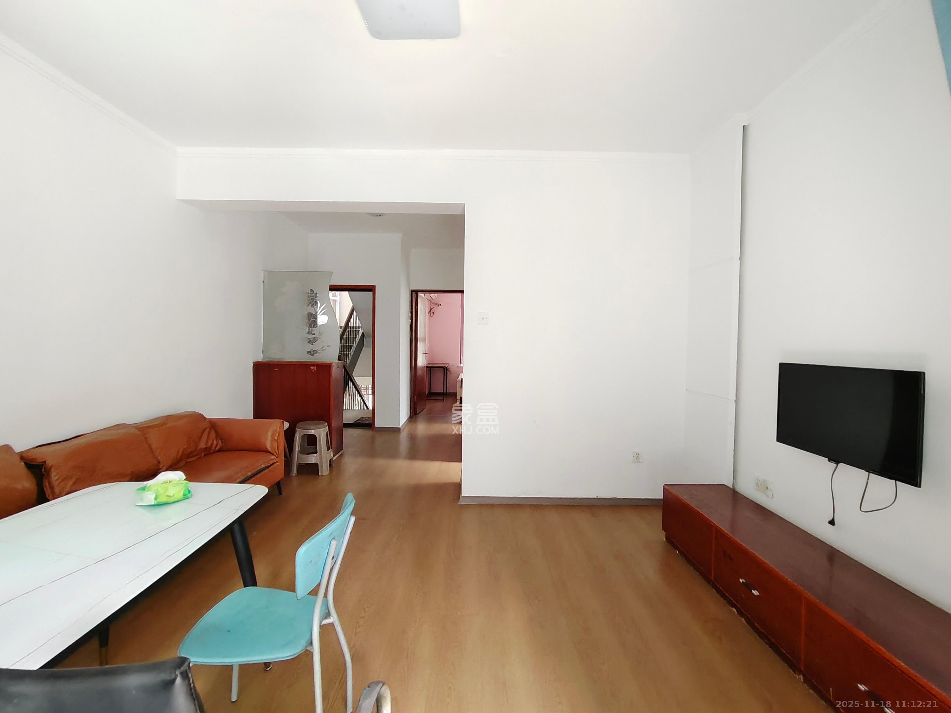 中星苑 1室1厅1卫 1400.0元/月 中星苑 1室1厅1卫 1400.0元/月室内图