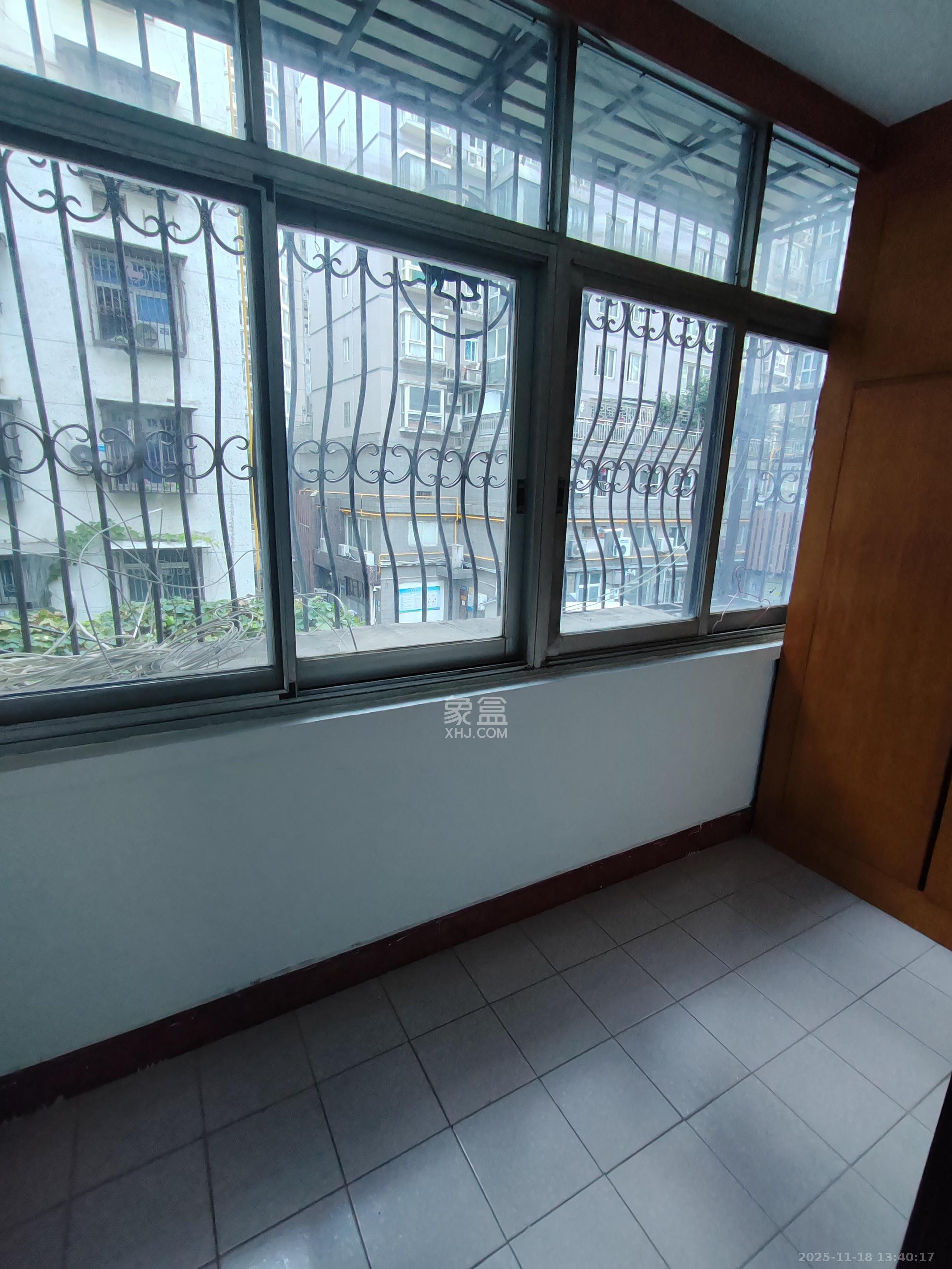 东牌楼街散盘 1室1厅1卫 1900.0元/月 东牌楼街散盘 1室1厅1卫 1900.0元/月室内图